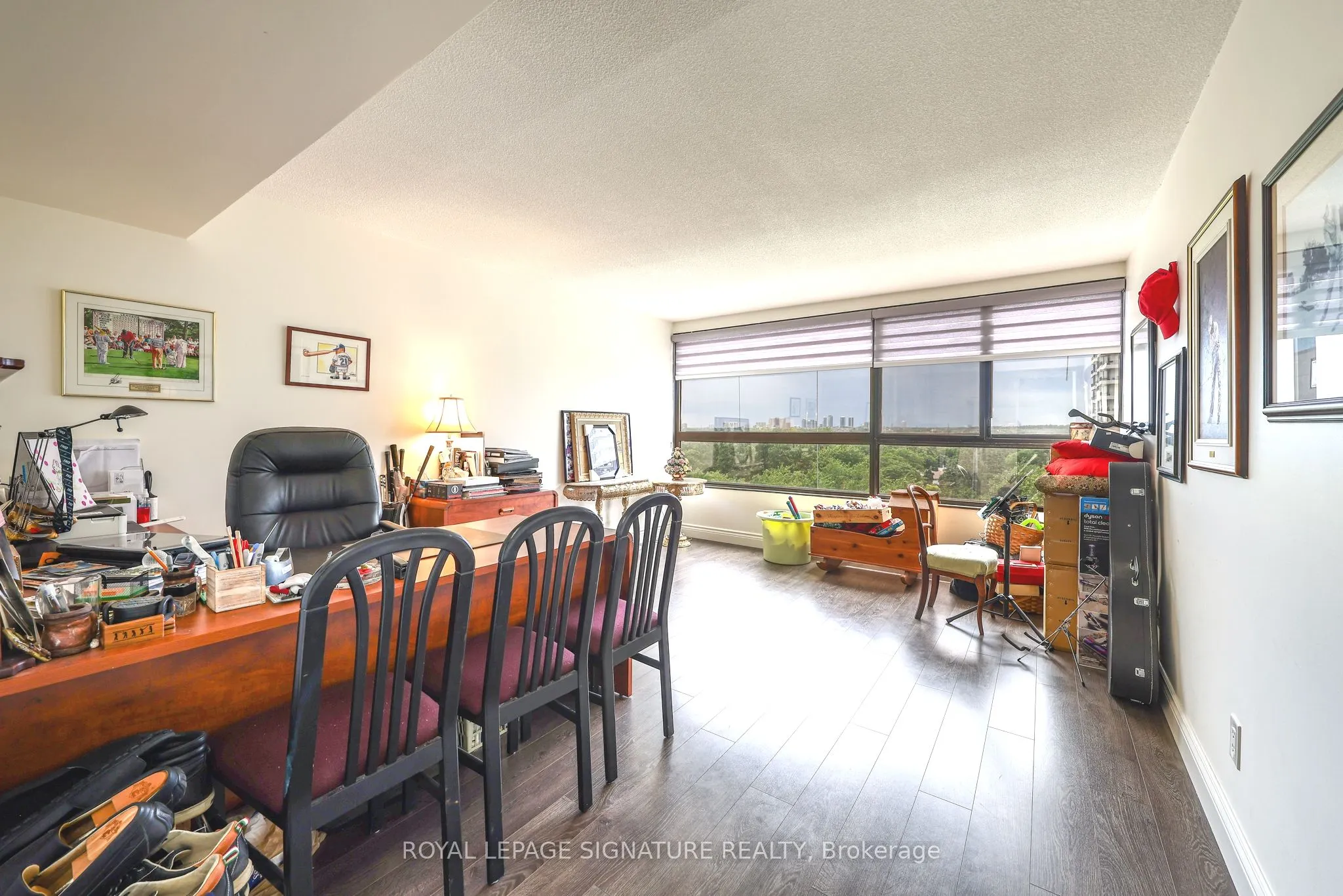 1300 Bloor Street #907