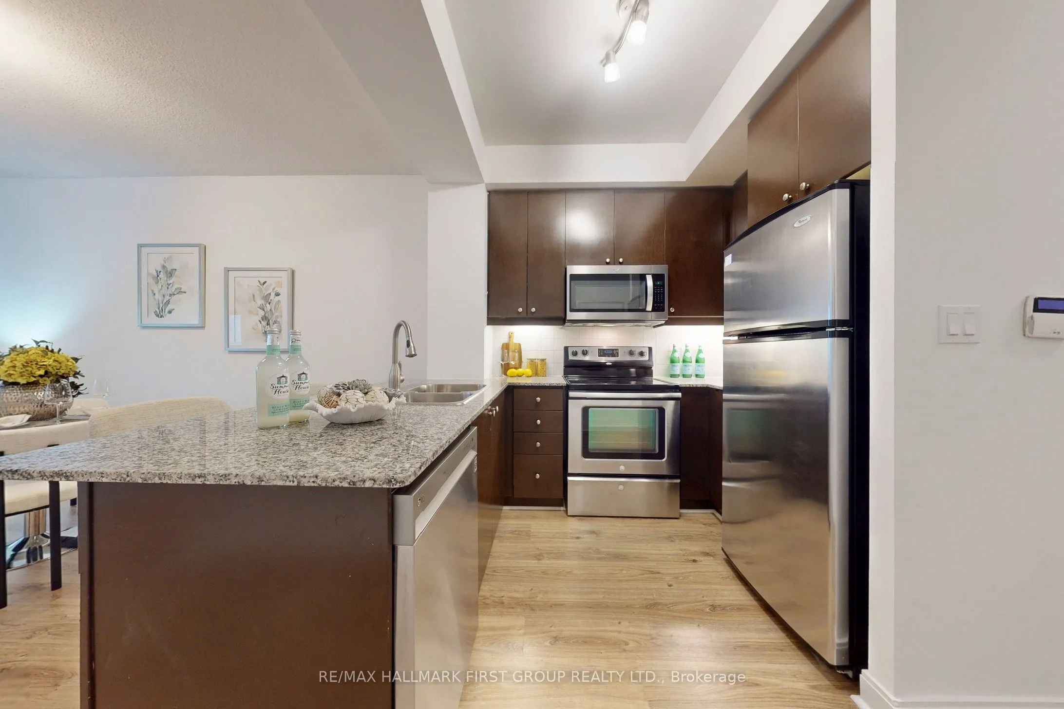 50 Absolute Avenue #603