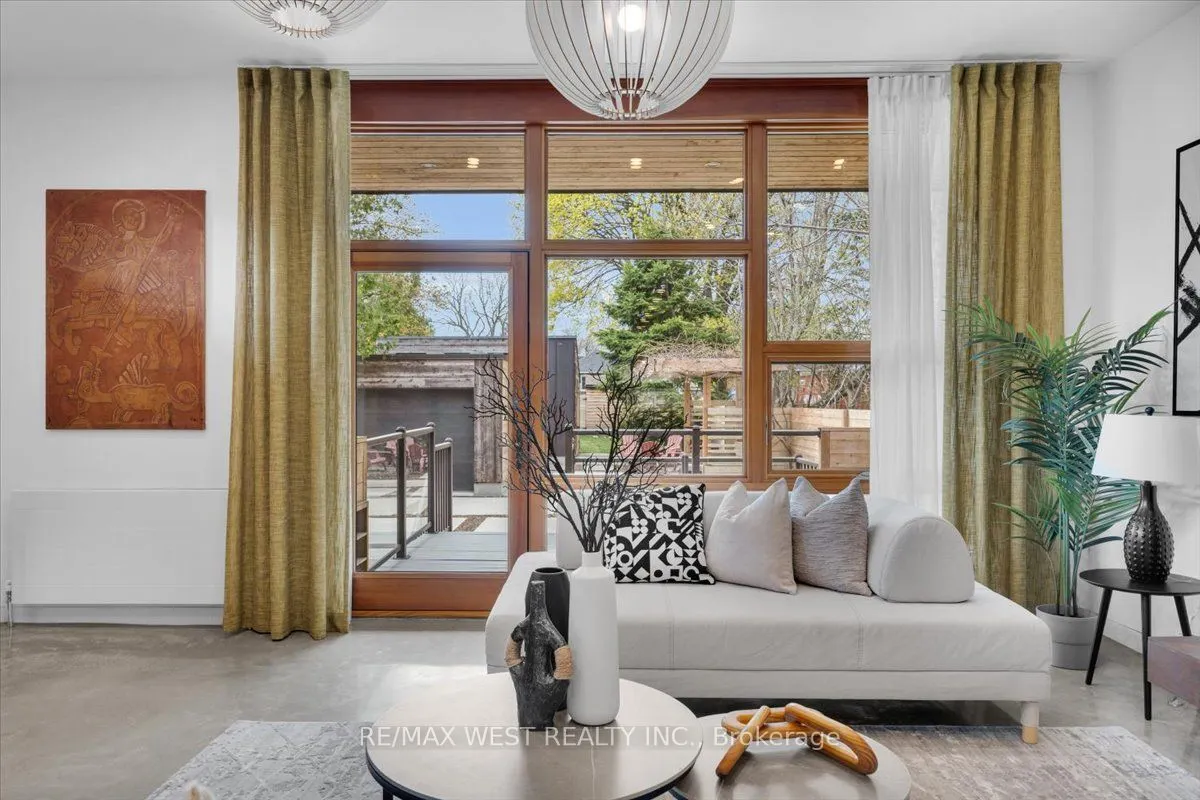 38 Smithfield Drive