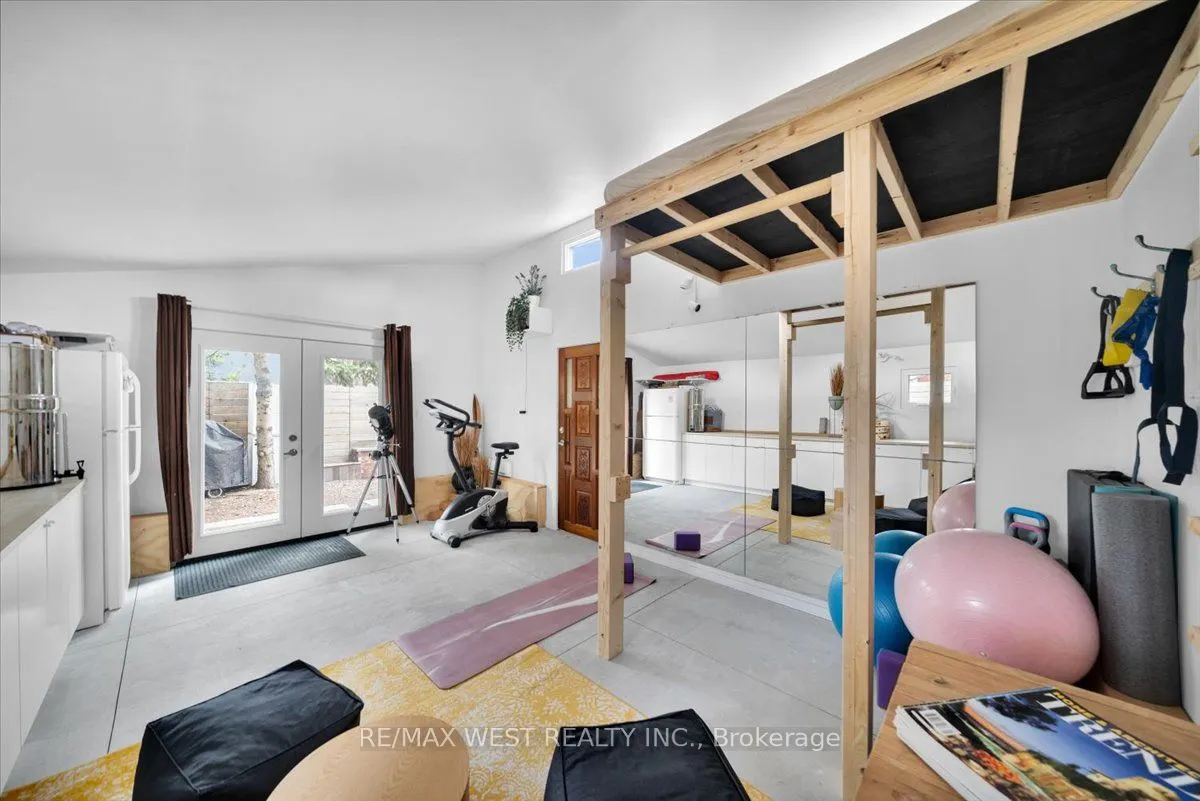 38 Smithfield Drive