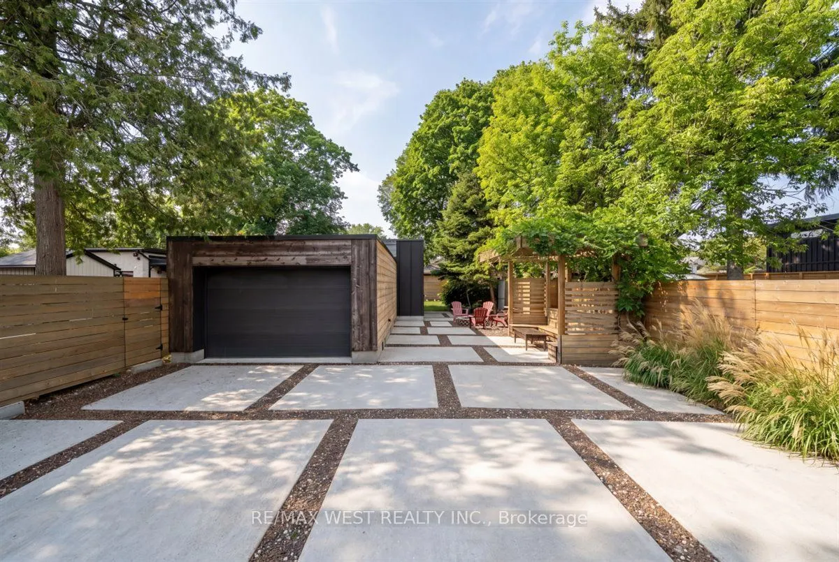 38 Smithfield Drive