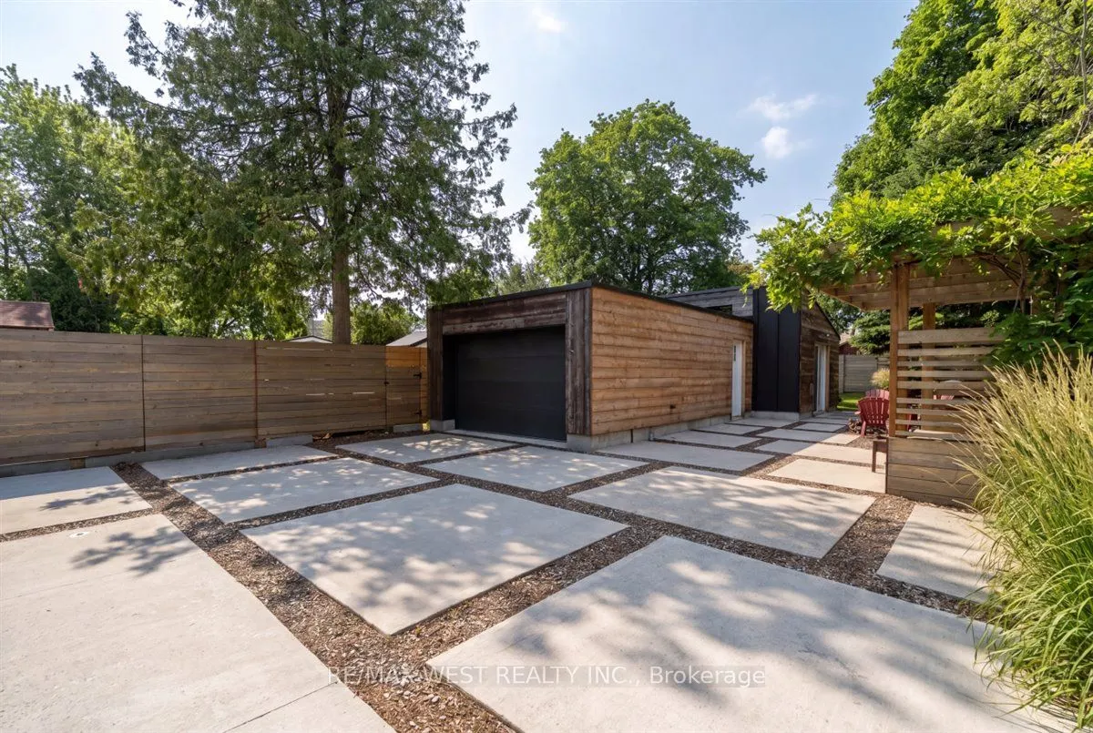 38 Smithfield Drive