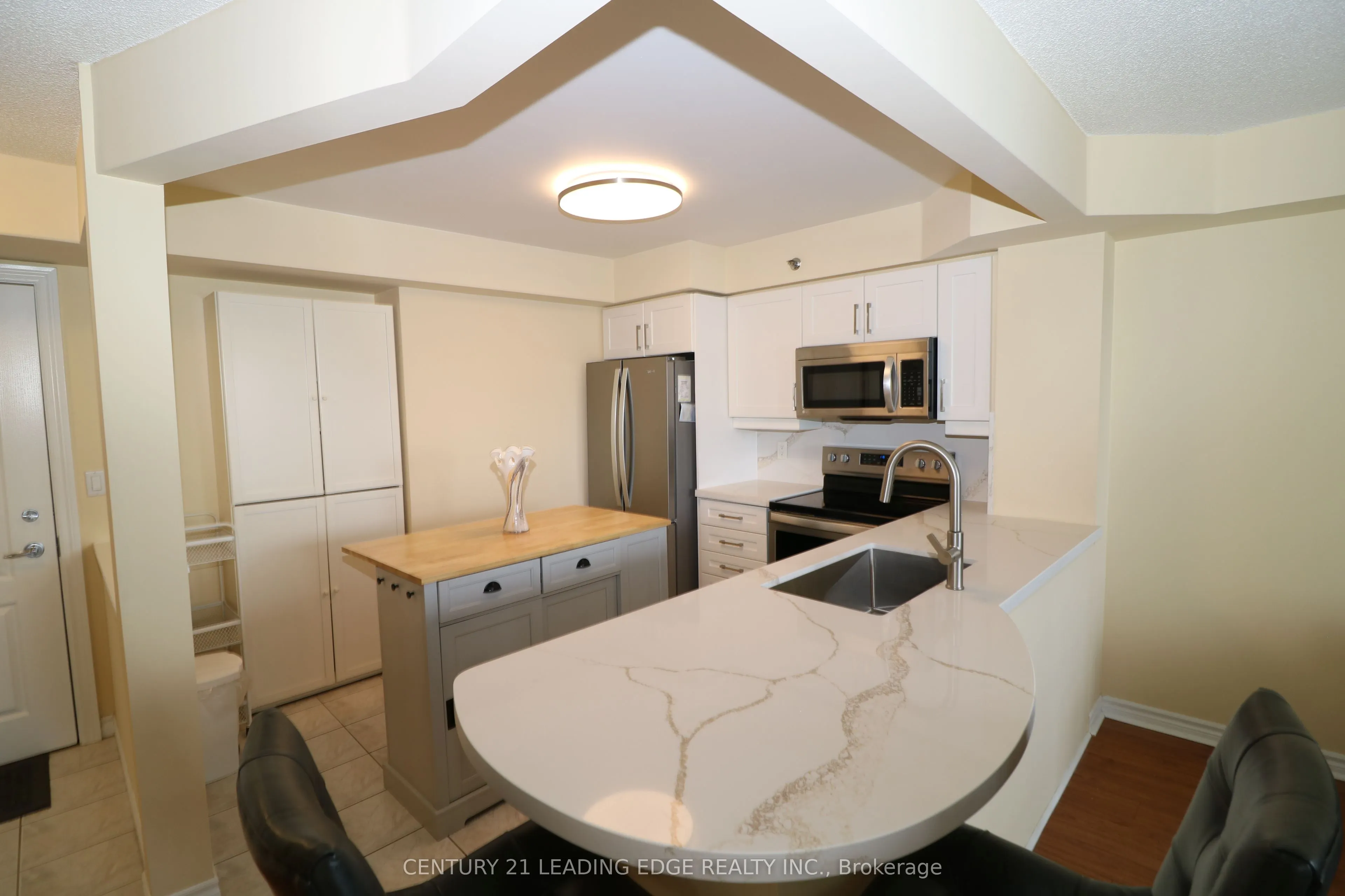 4640 Kimbermount Avenue #305