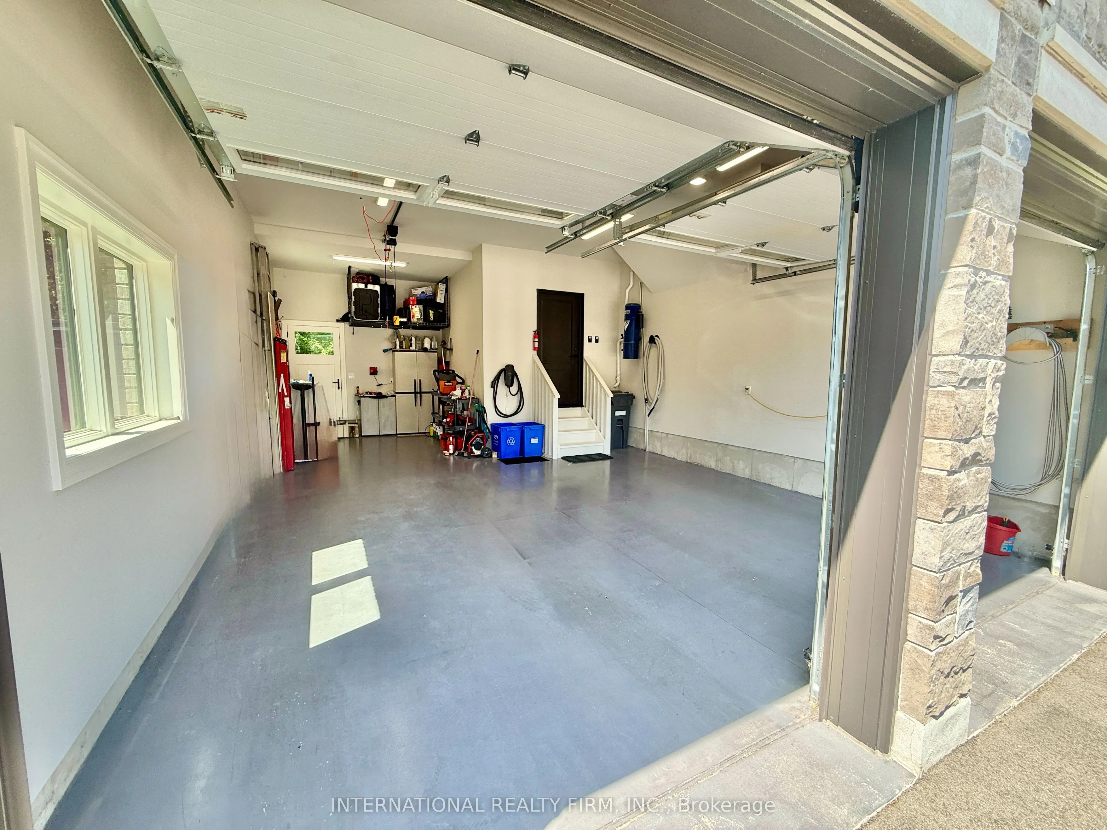 2423 Raymore Drive