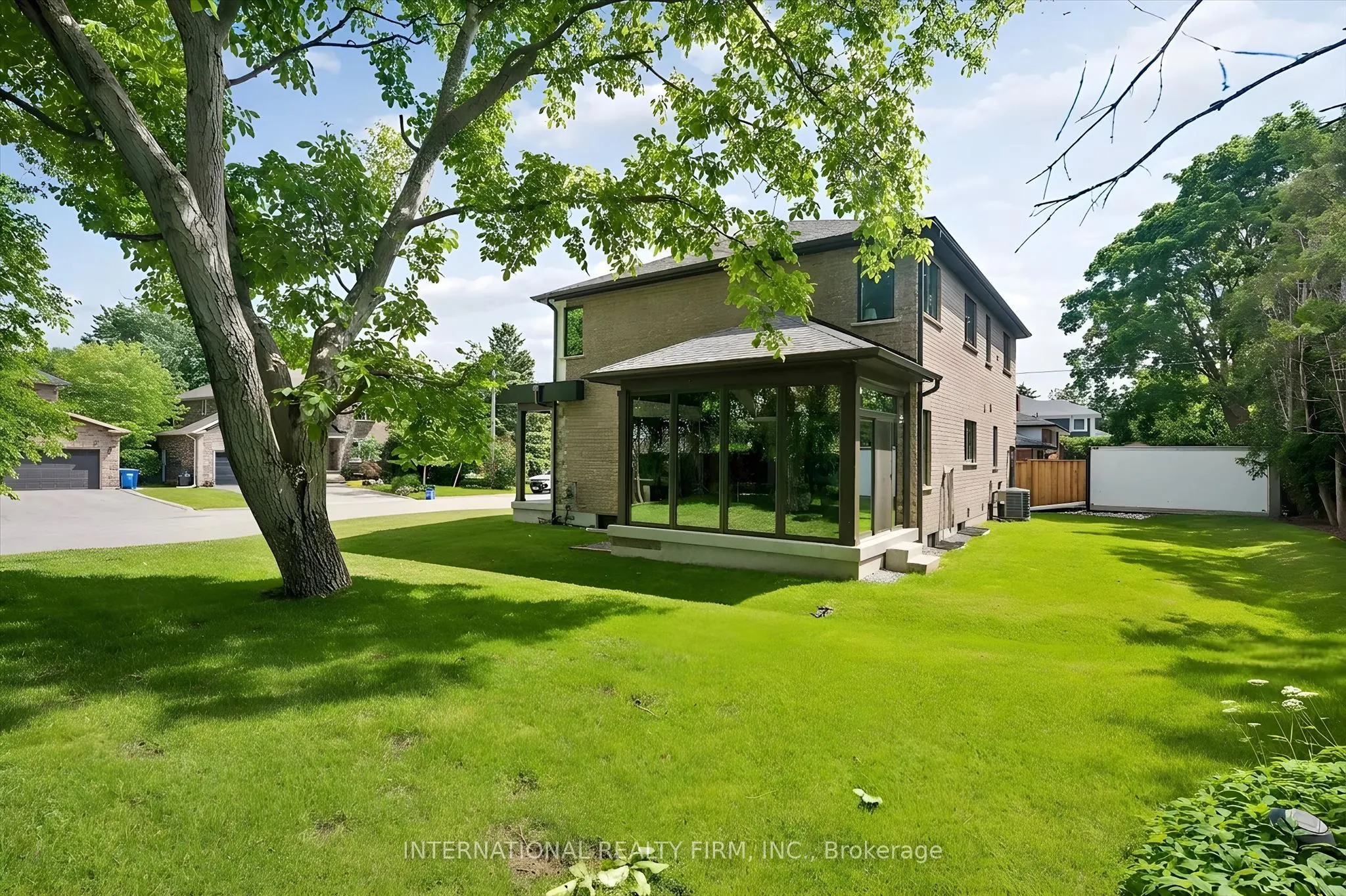 2423 Raymore Drive