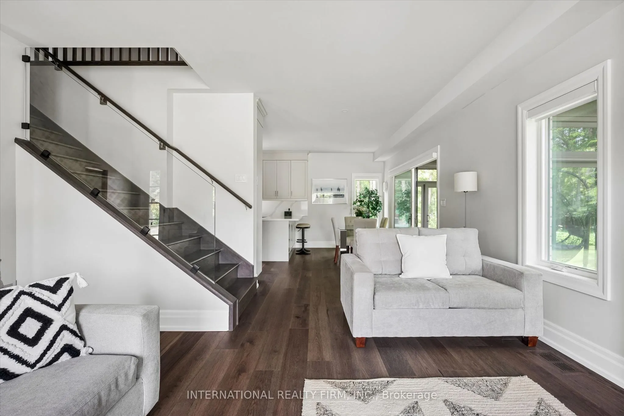 2423 Raymore Drive