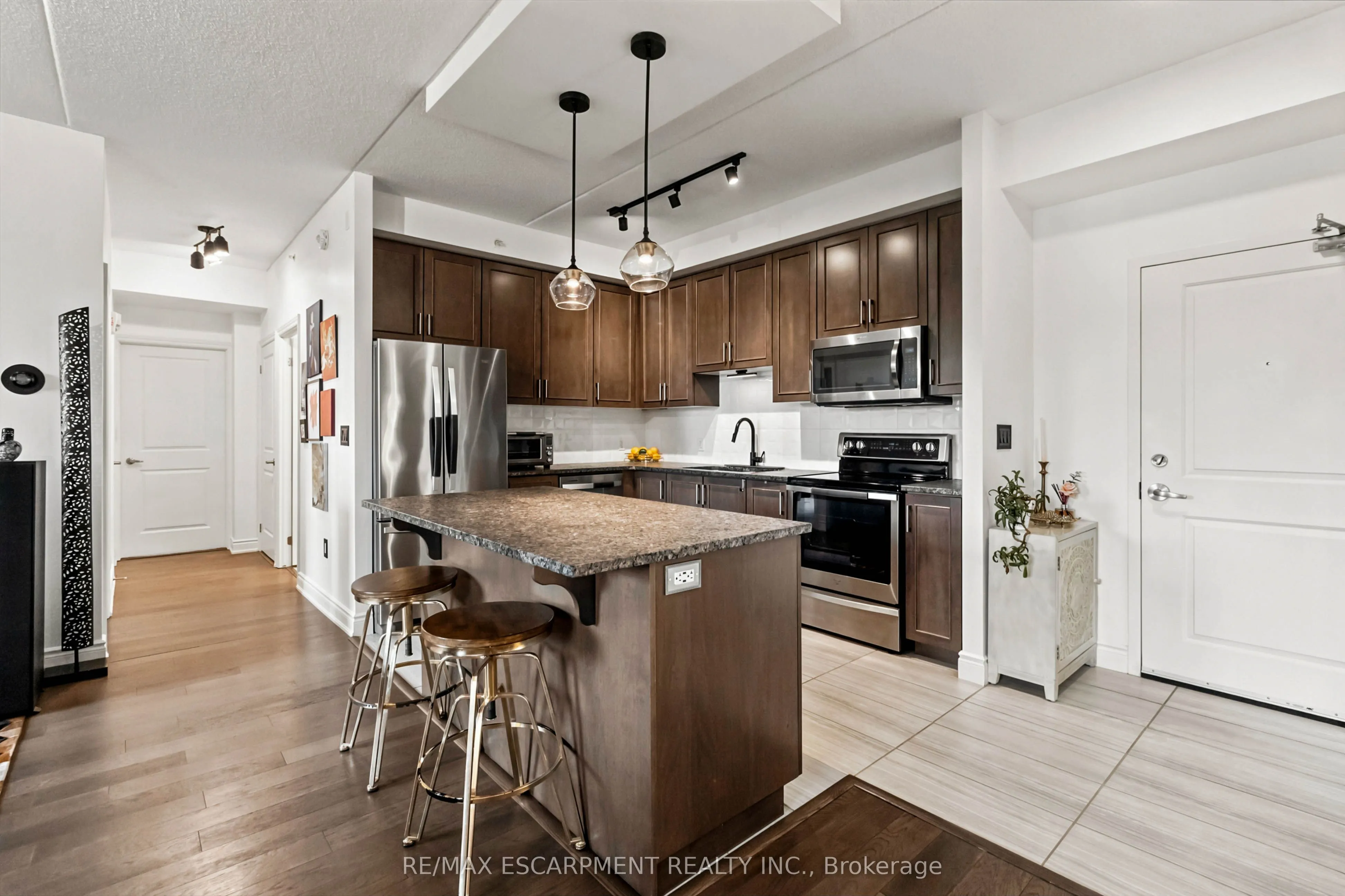 630 Sauve Street #113