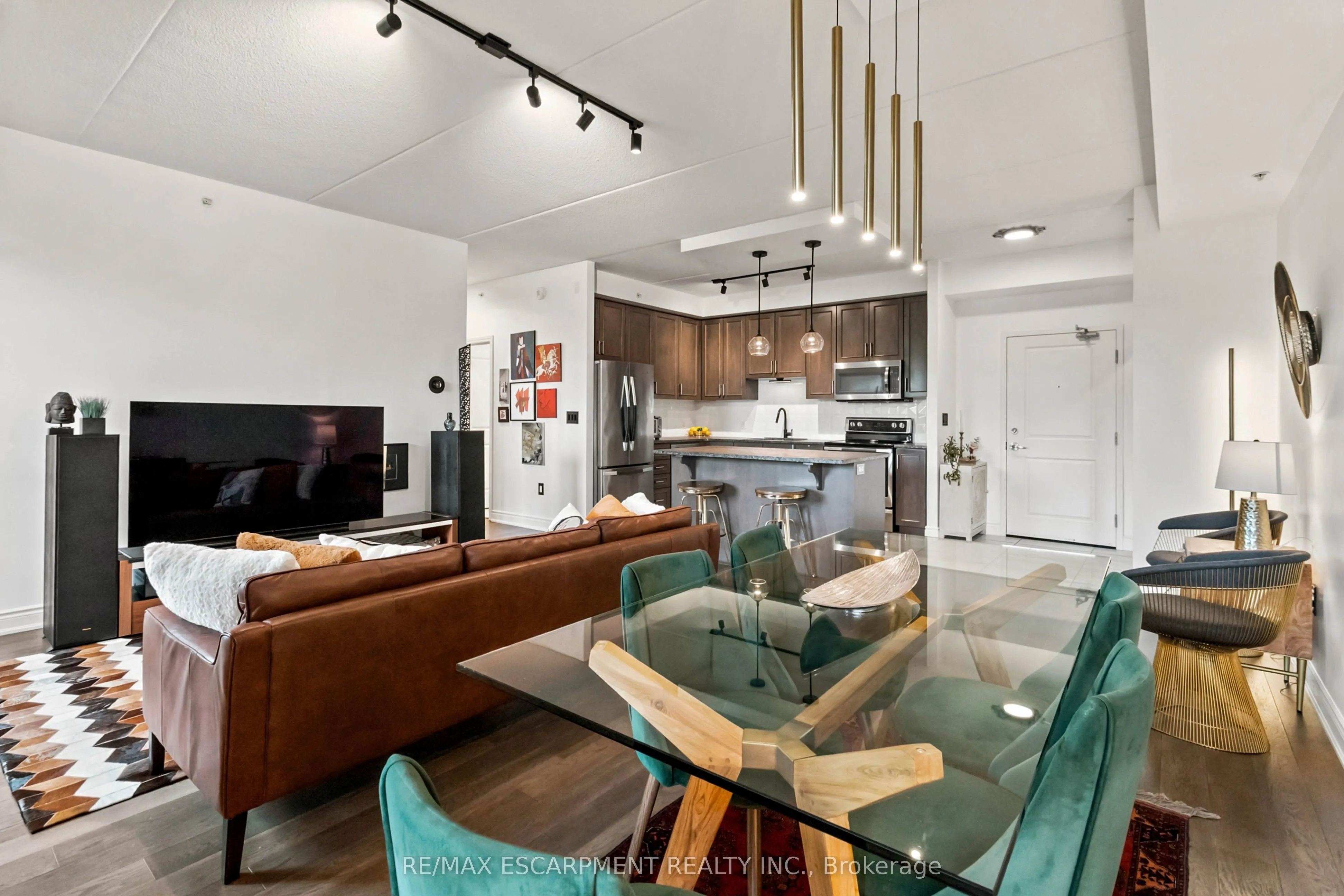 630 Sauve Street #113