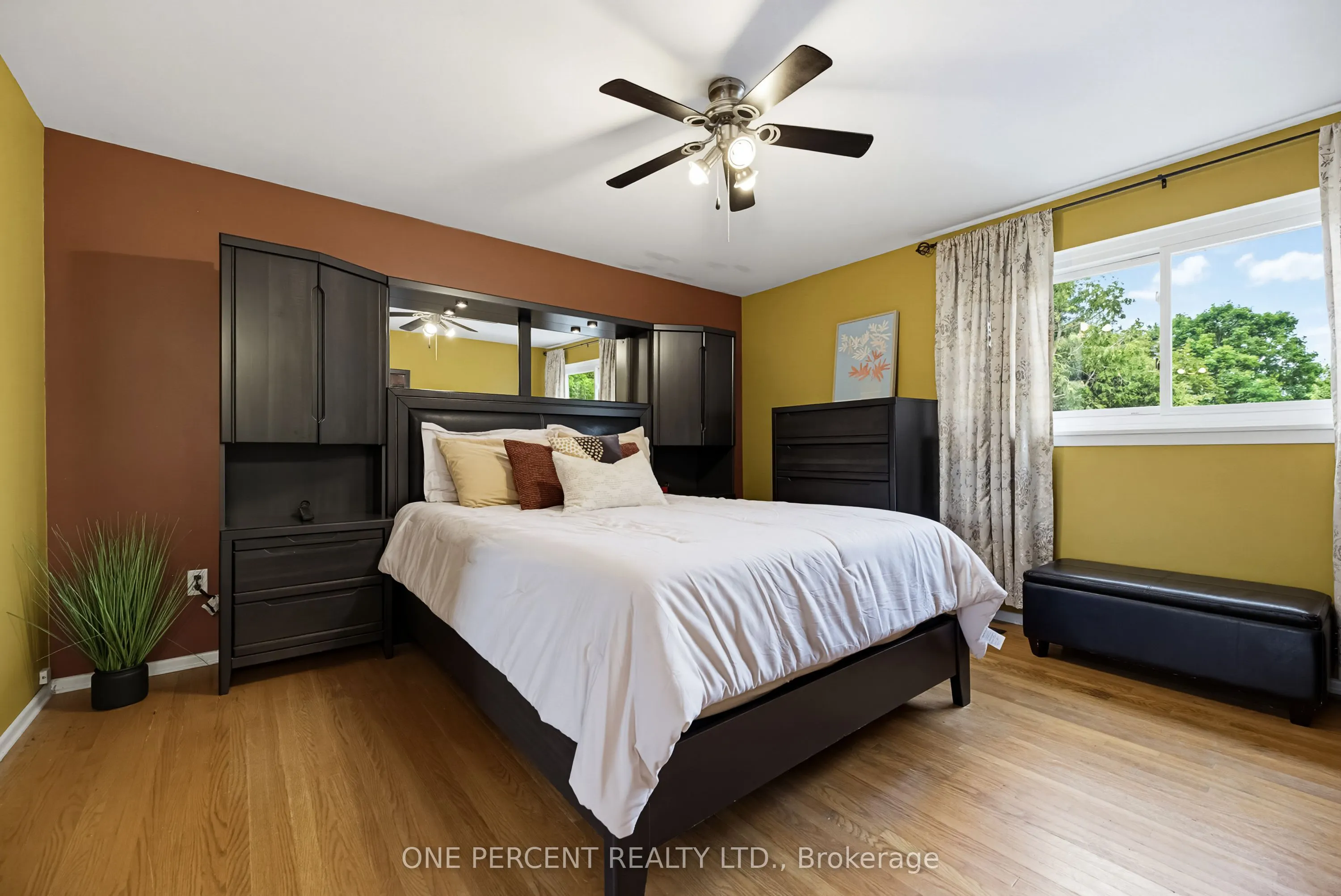 25 Hilltop Drive