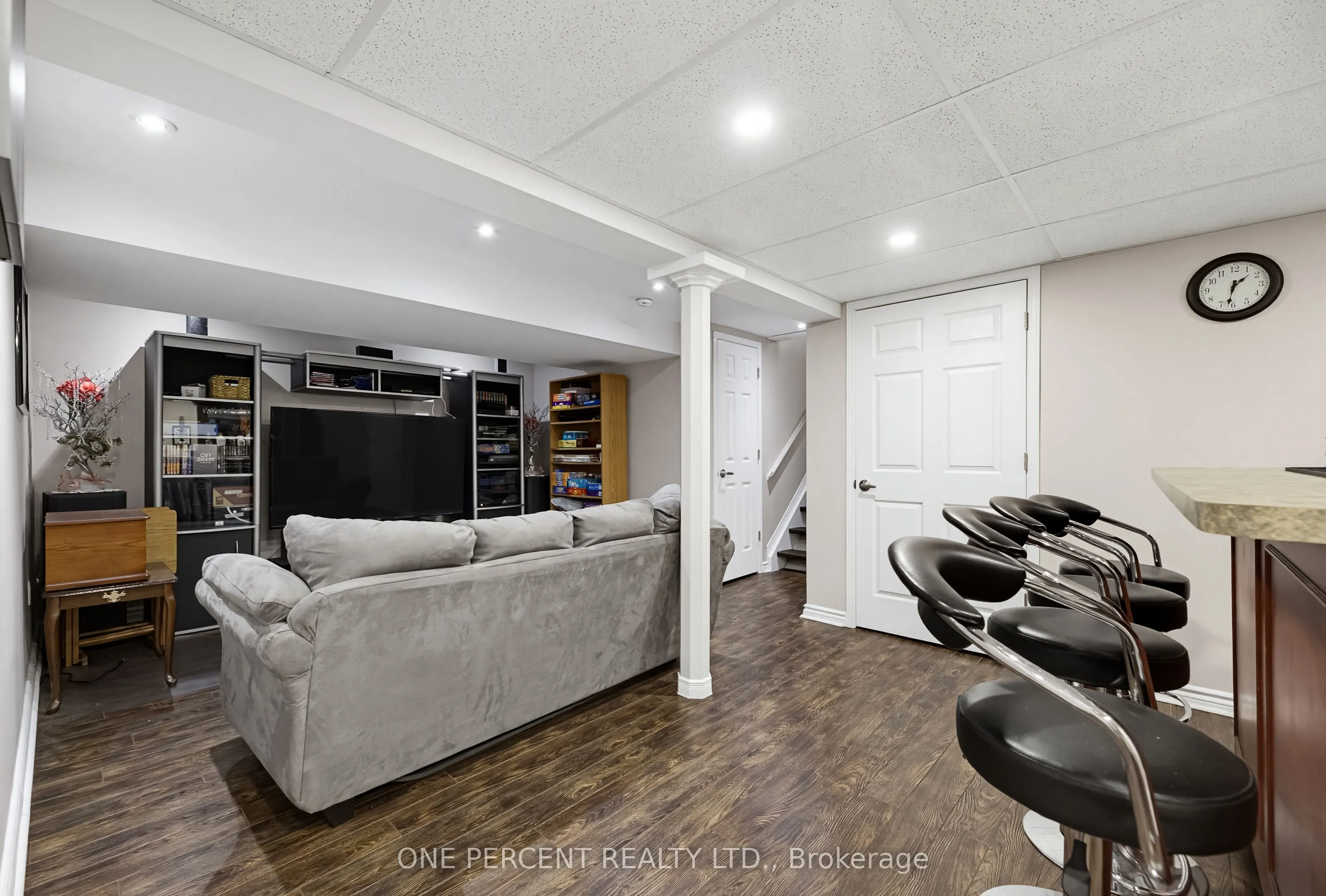 25 Hilltop Drive