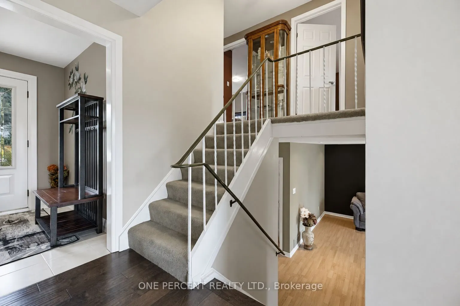25 Hilltop Drive