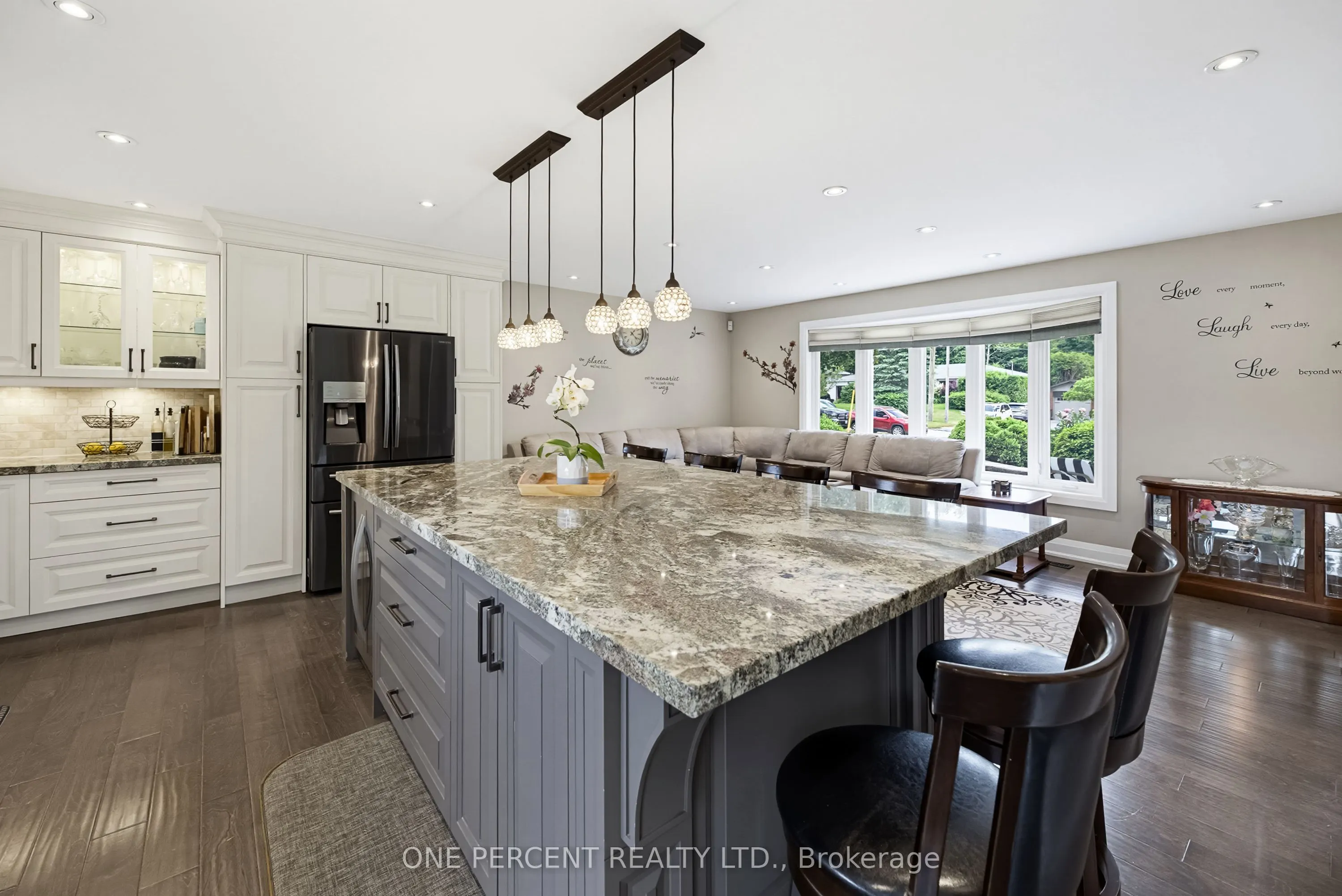 25 Hilltop Drive