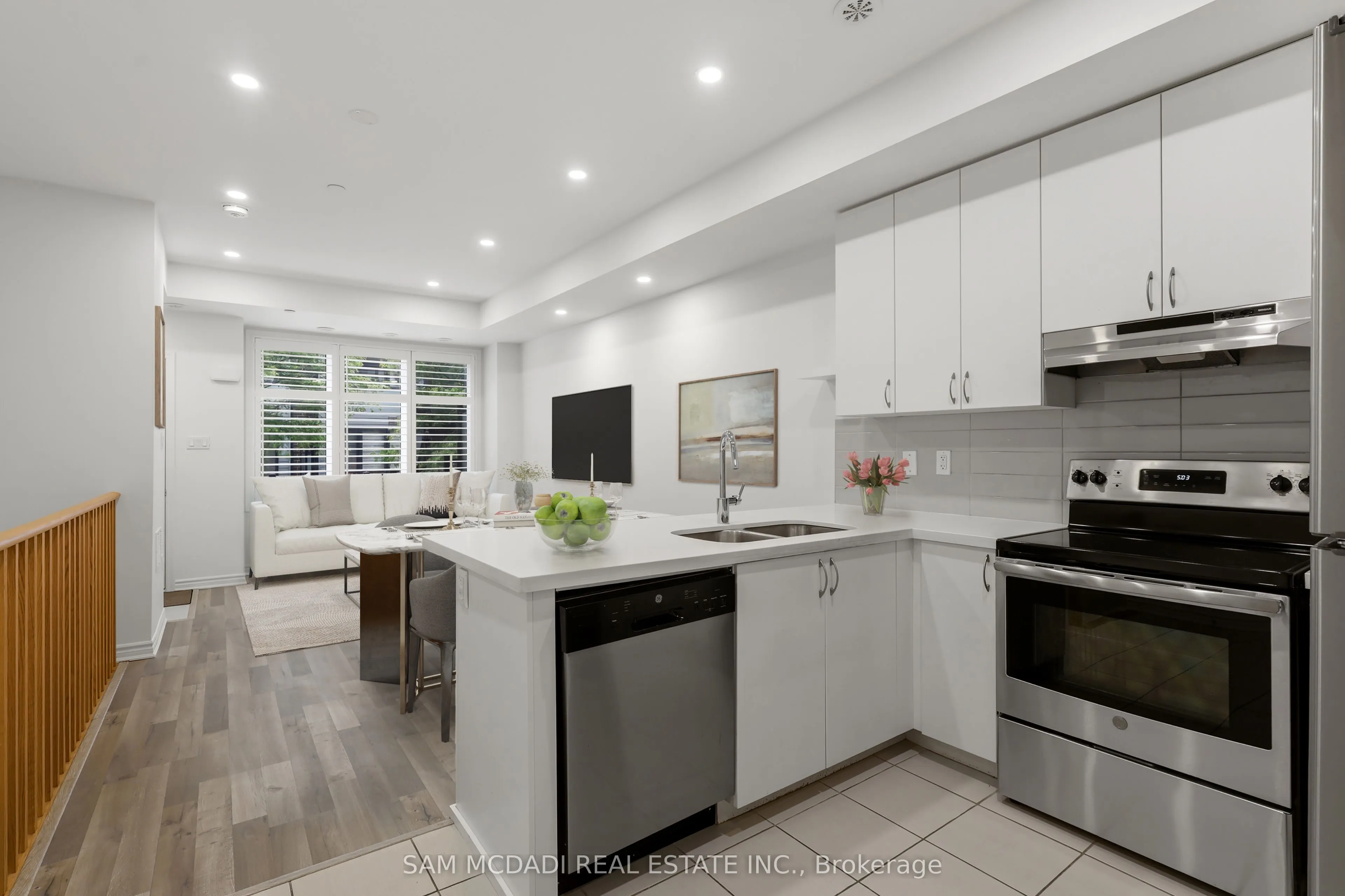 2285 Mcnab Lane #6