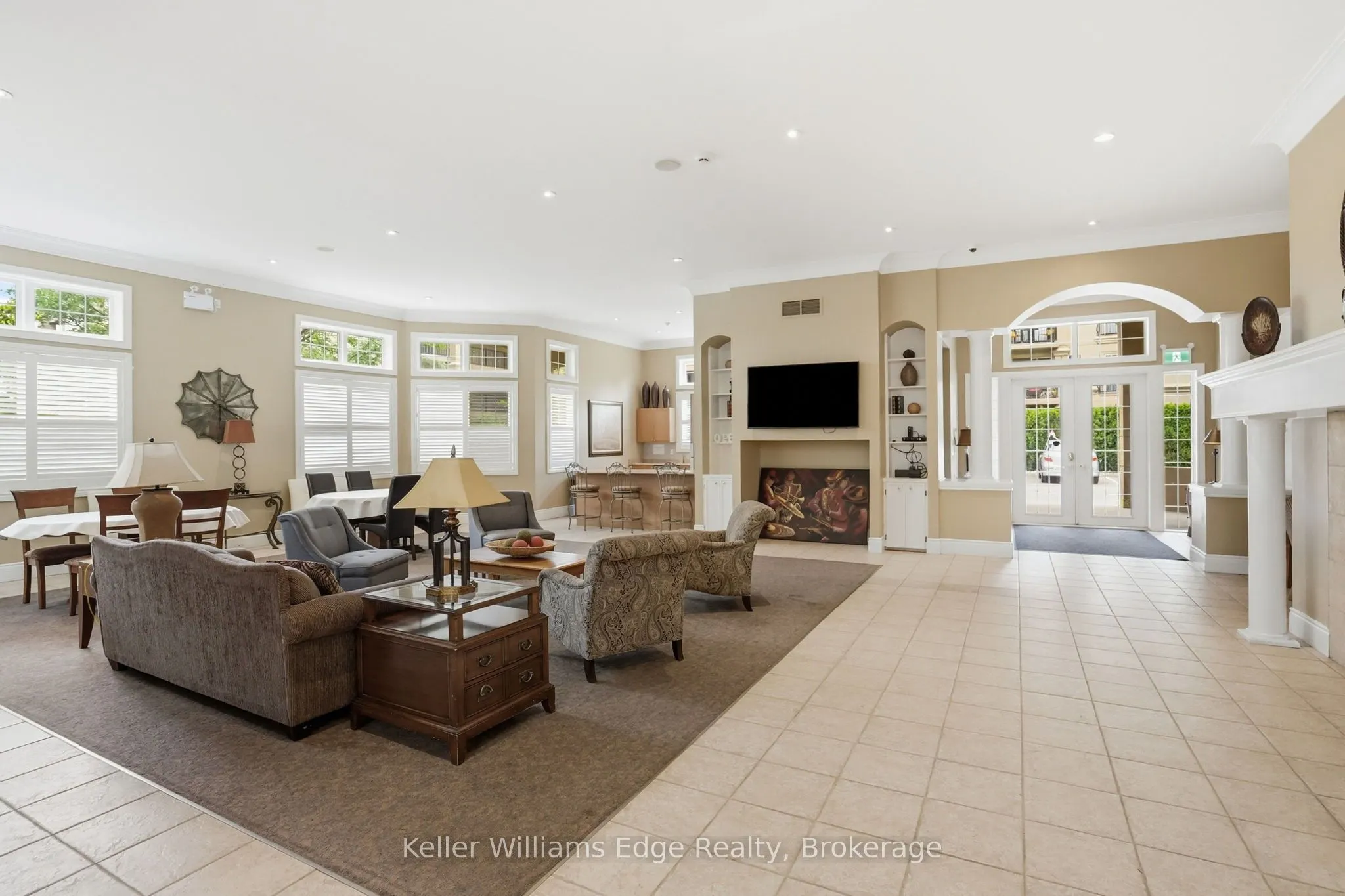 2075 Appleby Line #406