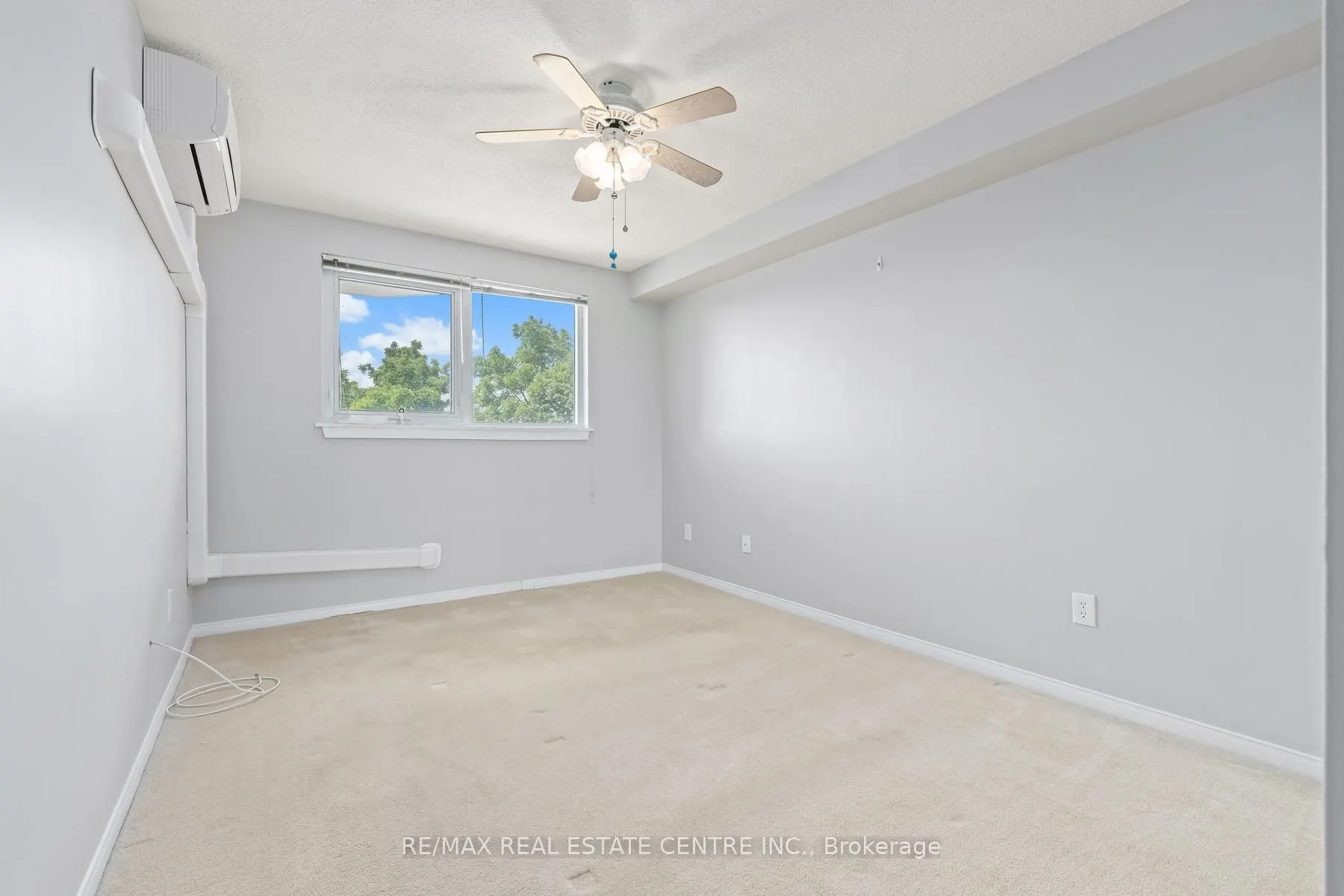 26 Hall Road #406