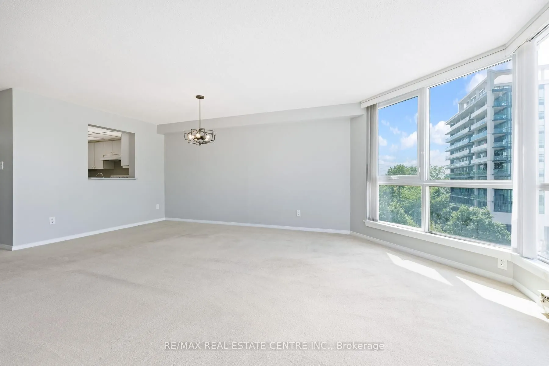 26 Hall Road #406