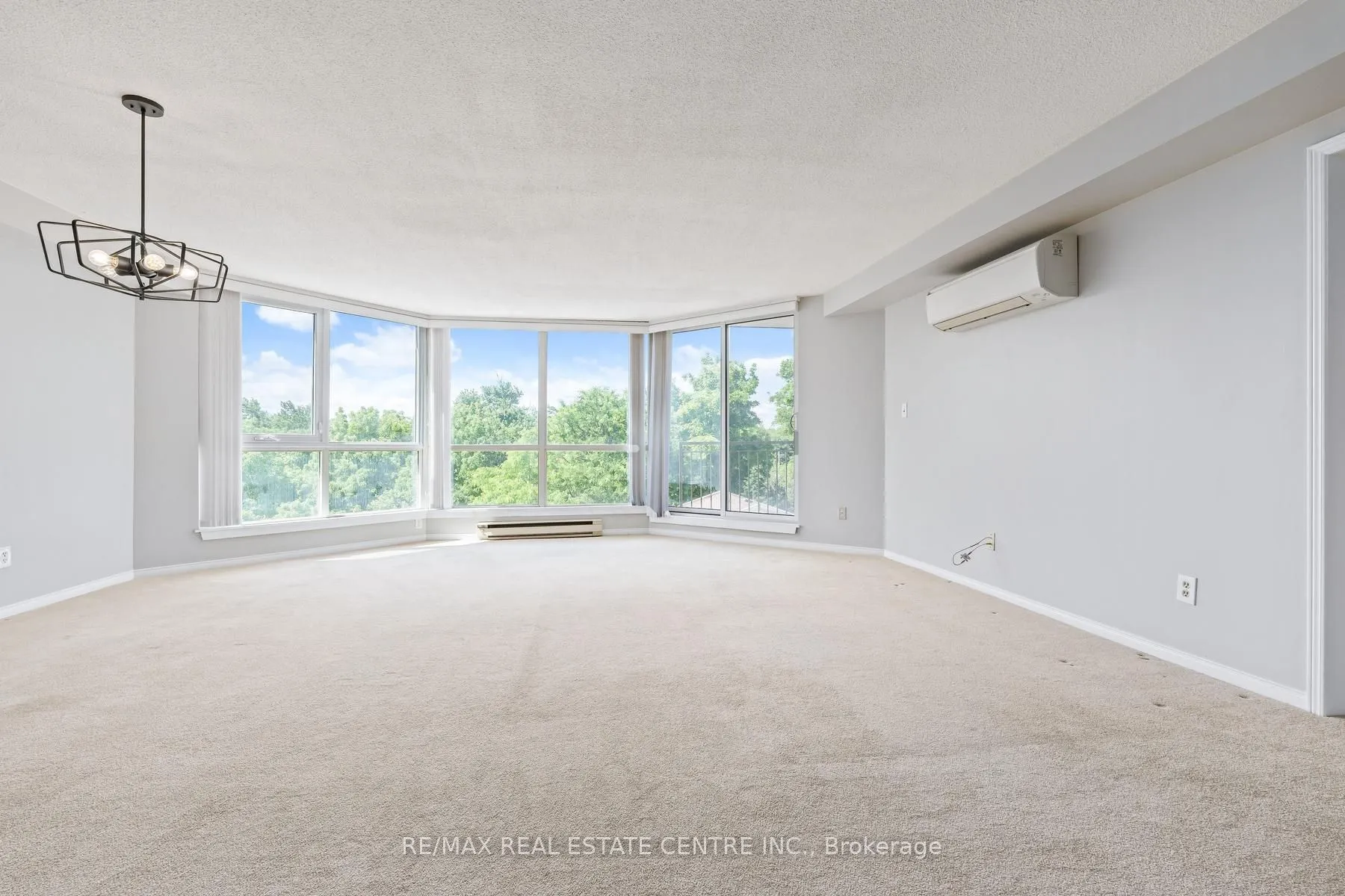 26 Hall Road #406