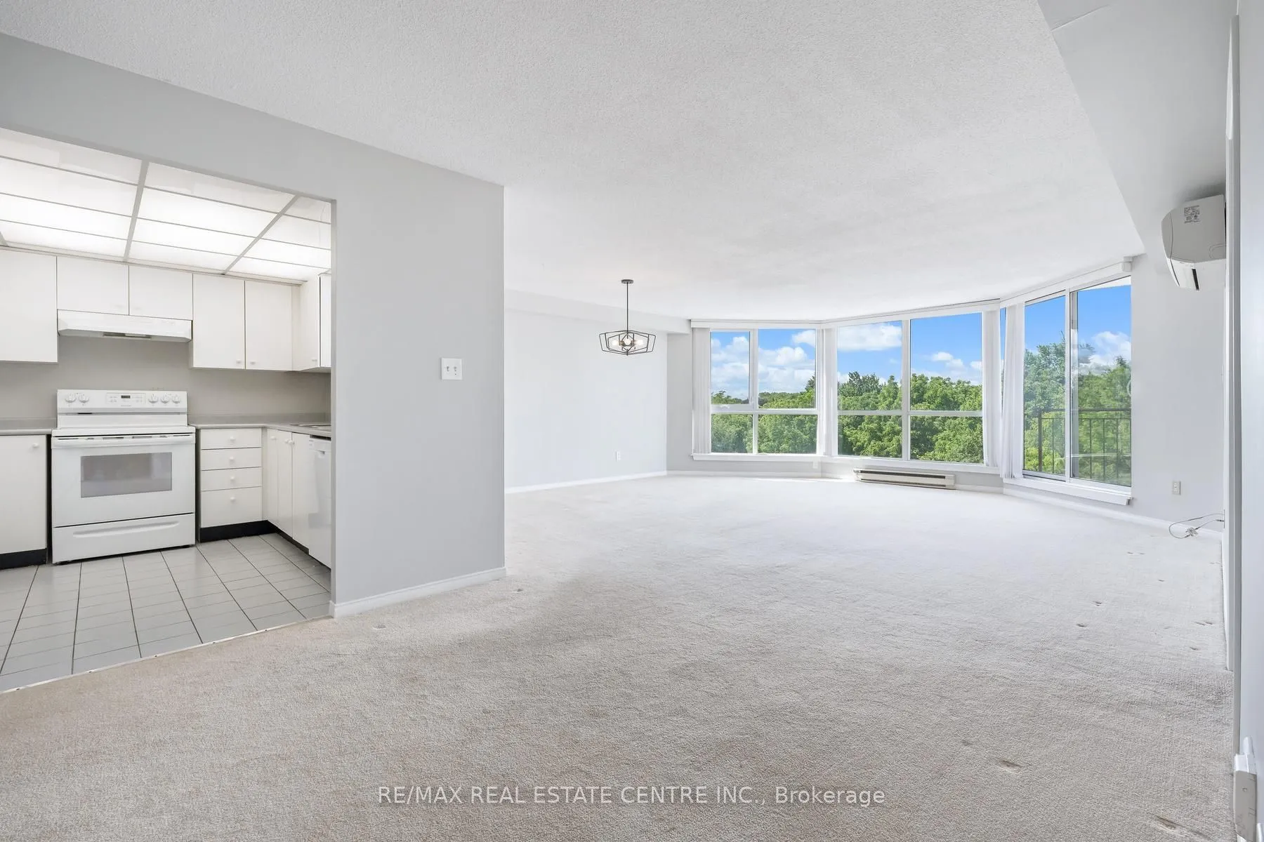 26 Hall Road #406