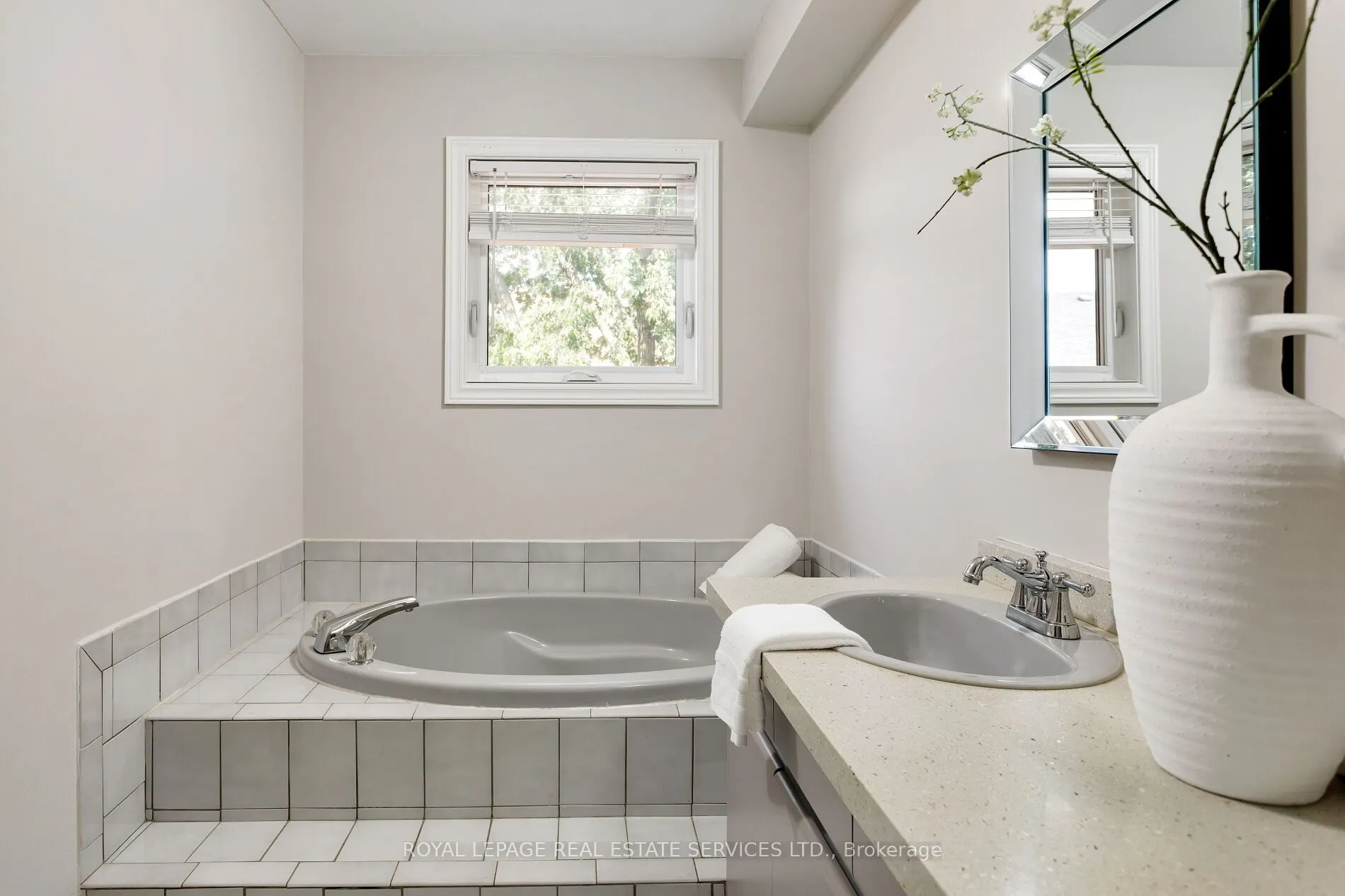 2006 Glenada Crescent #7