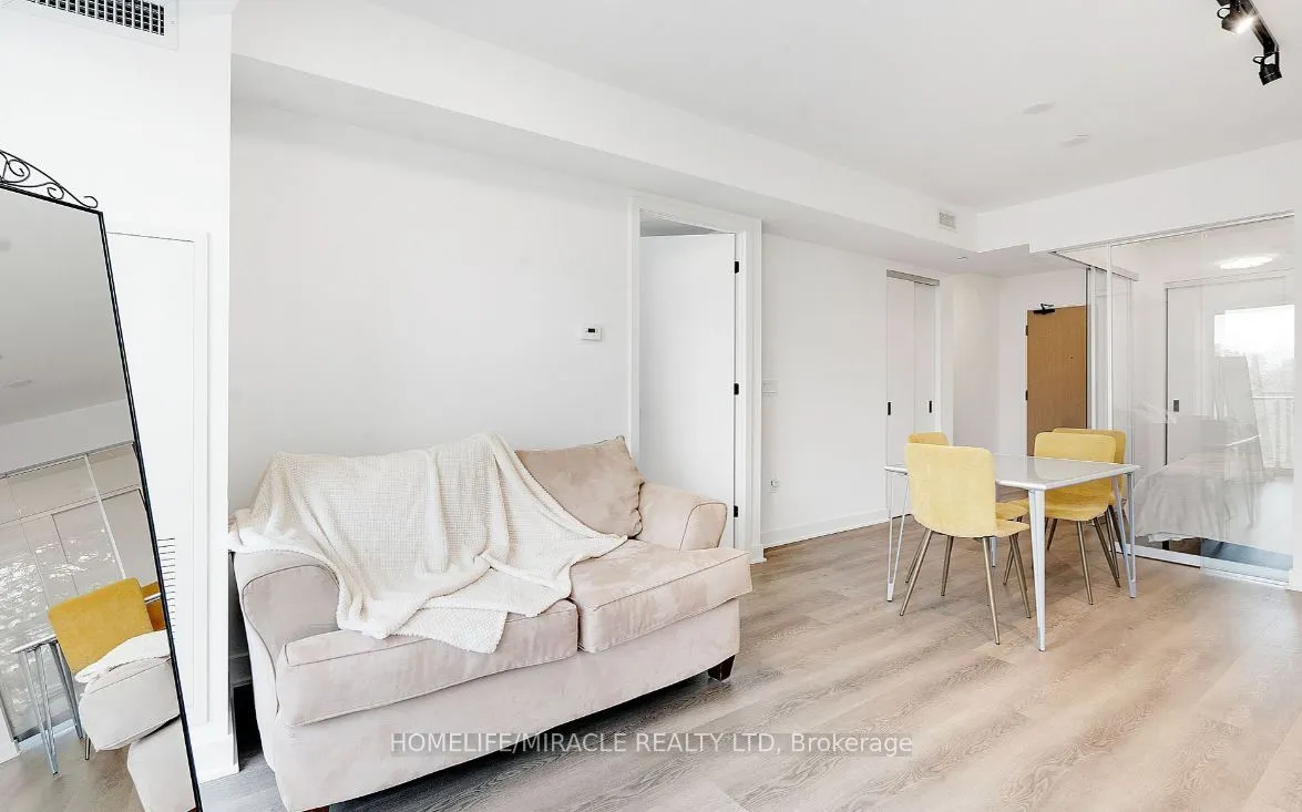 36 Zorra Street #320
