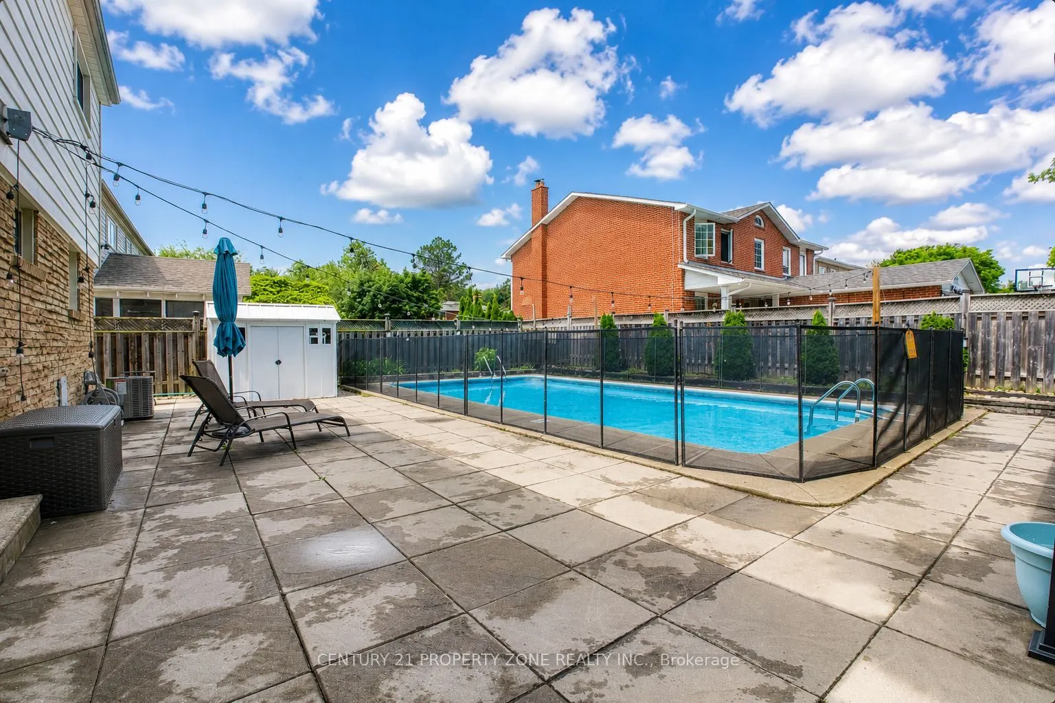 27 Madrid Crescent N