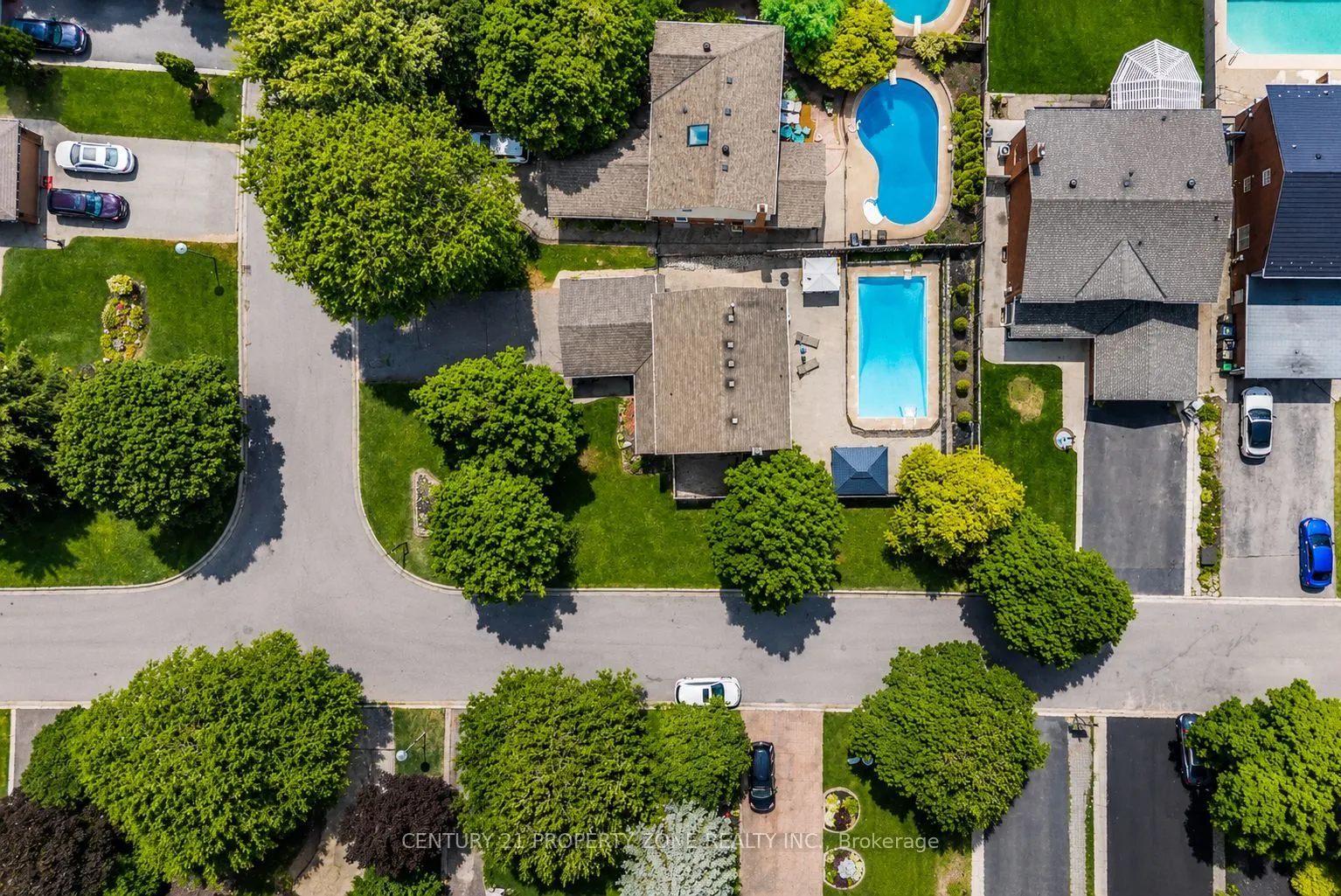 27 Madrid Crescent N