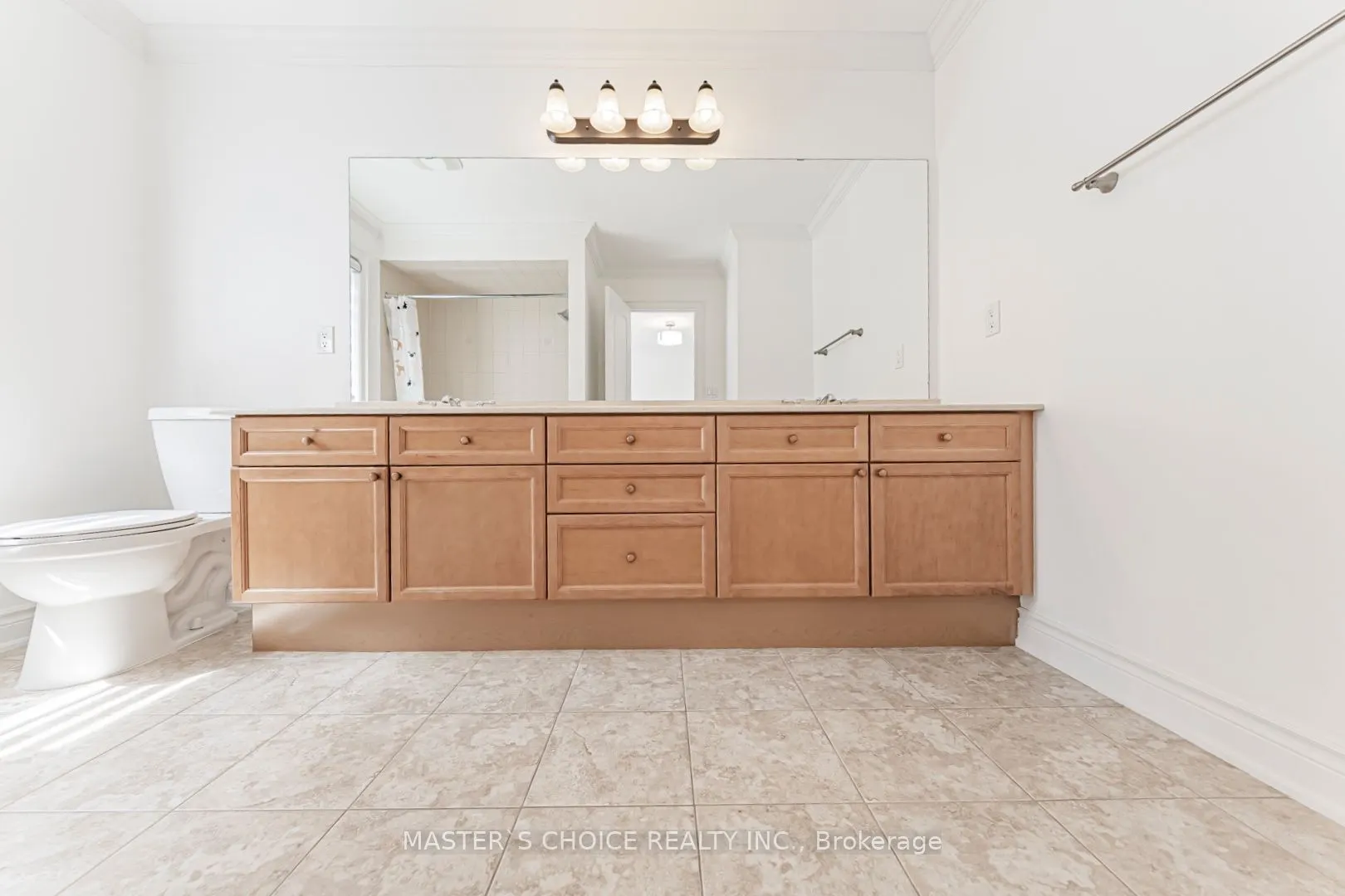 2357 Rideau Drive