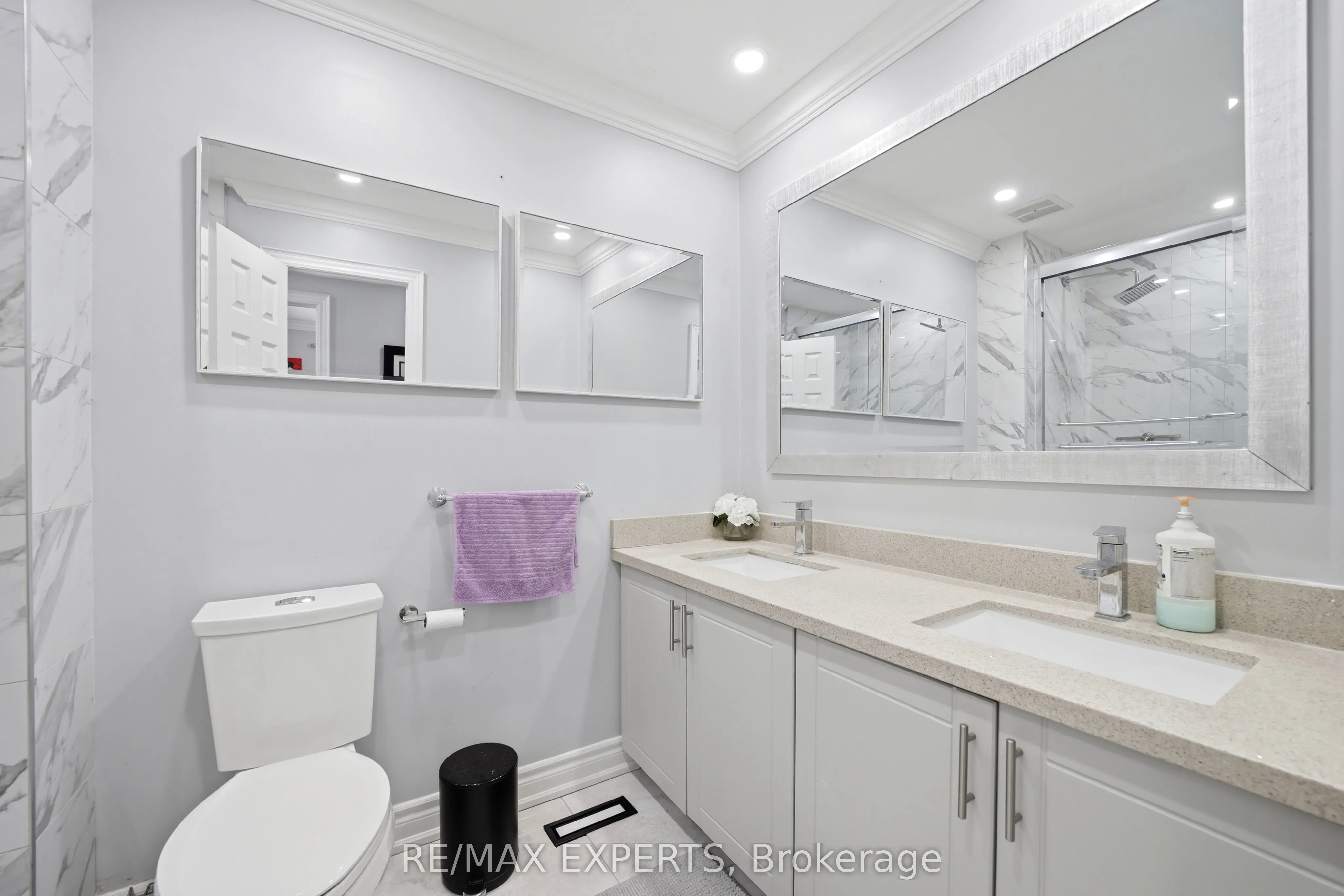 3656 Sawmill Valley Drive