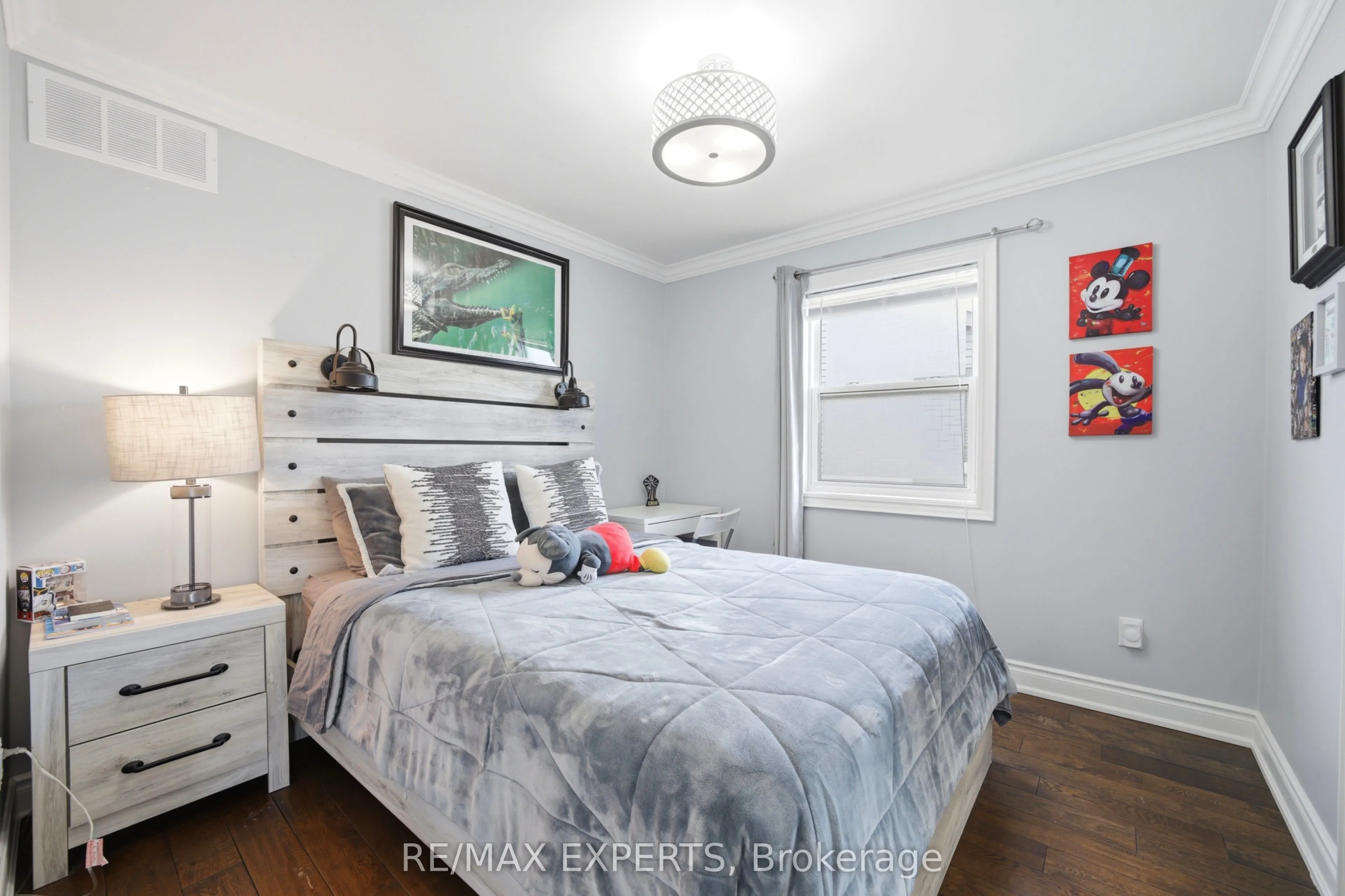 3656 Sawmill Valley Drive