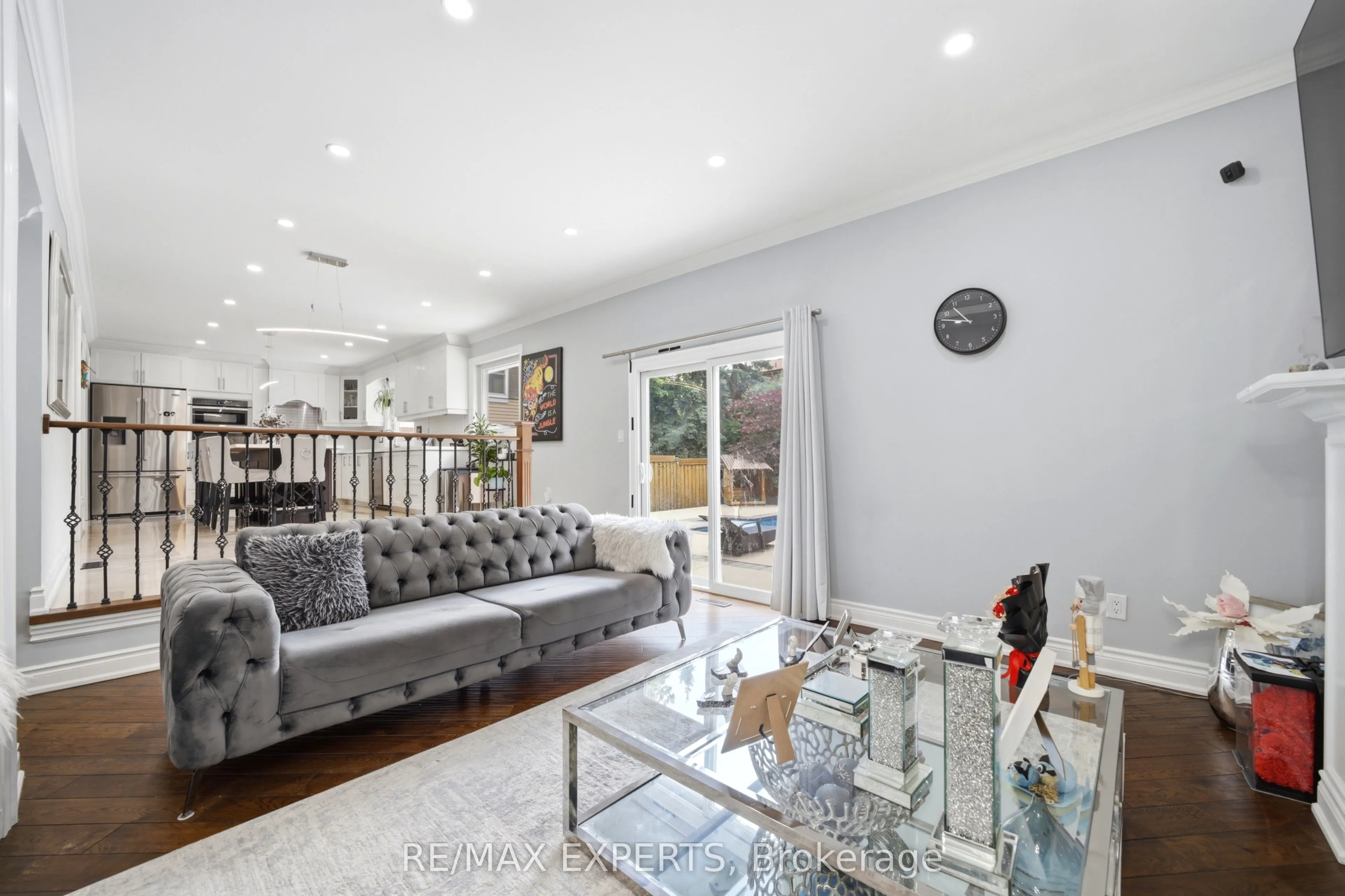 3656 Sawmill Valley Drive