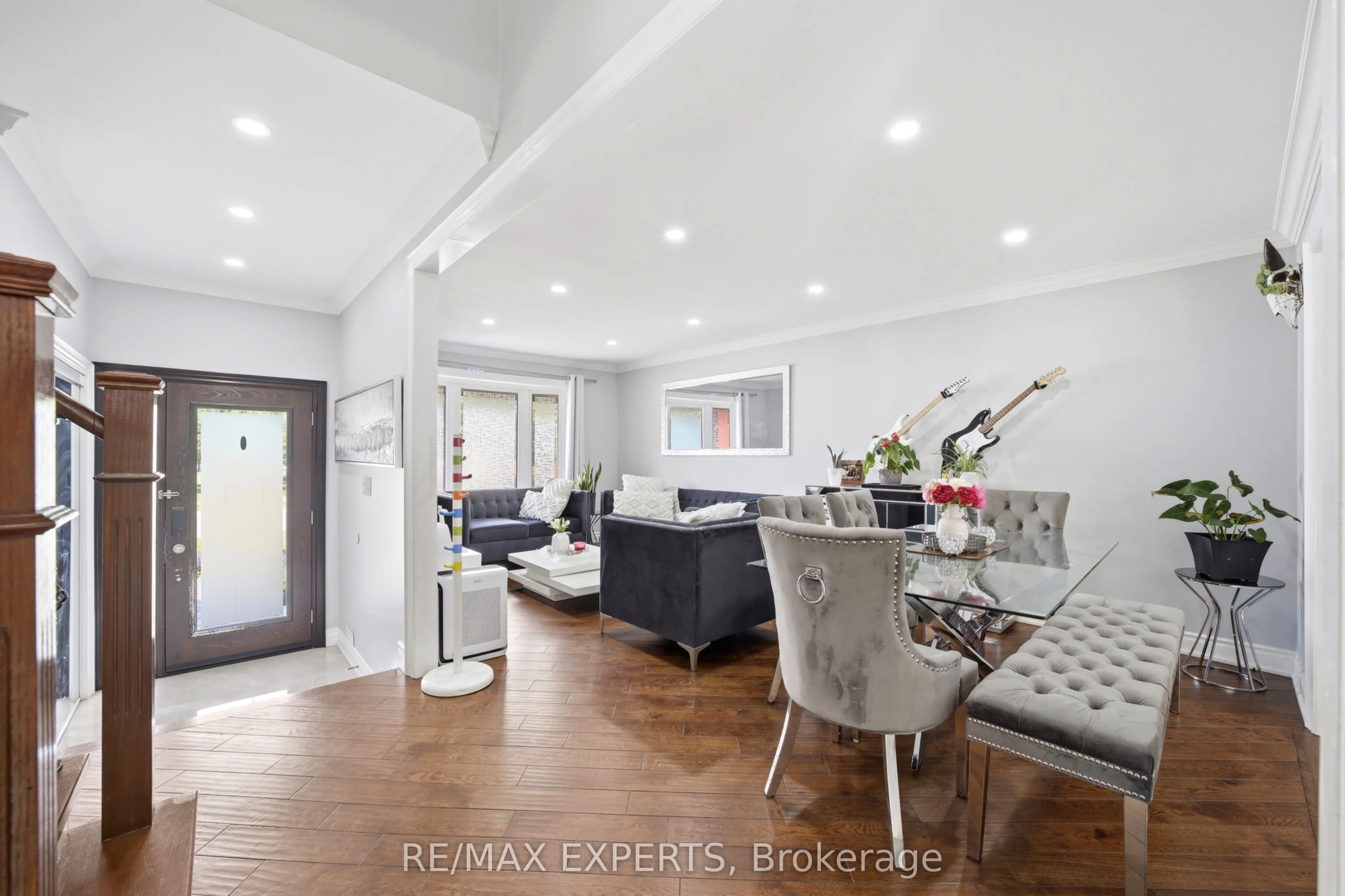 3656 Sawmill Valley Drive