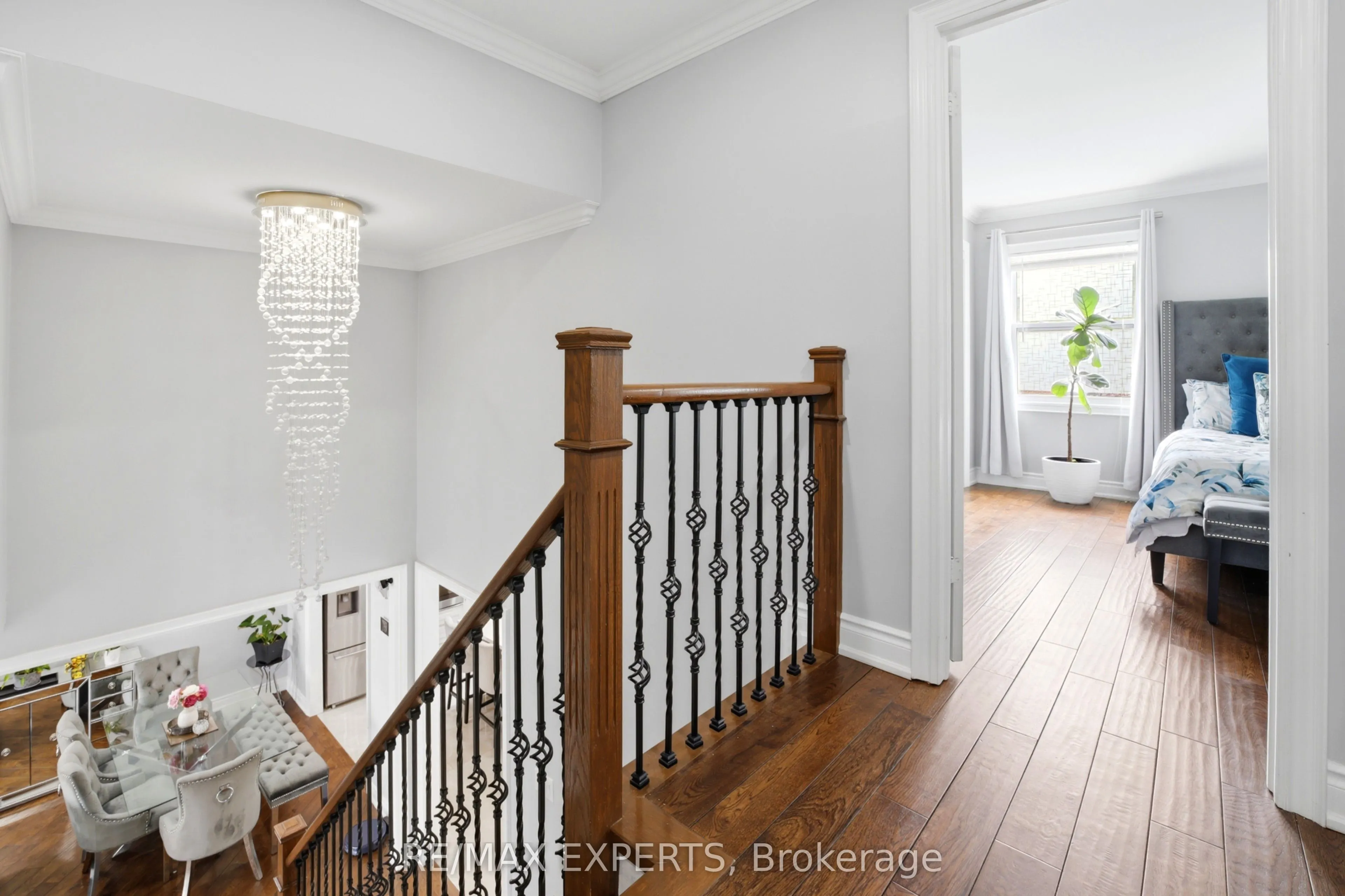 3656 Sawmill Valley Drive