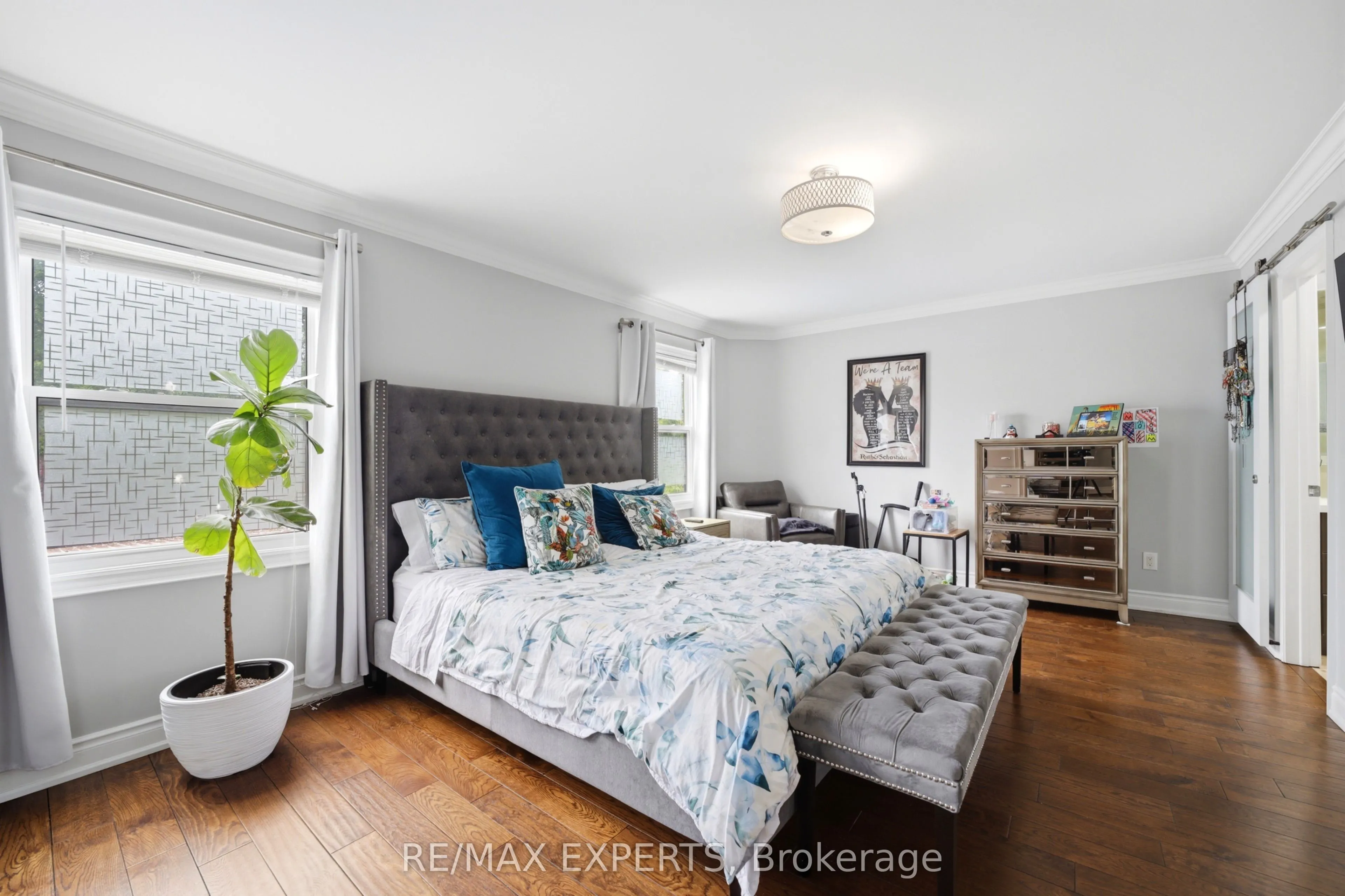 3656 Sawmill Valley Drive