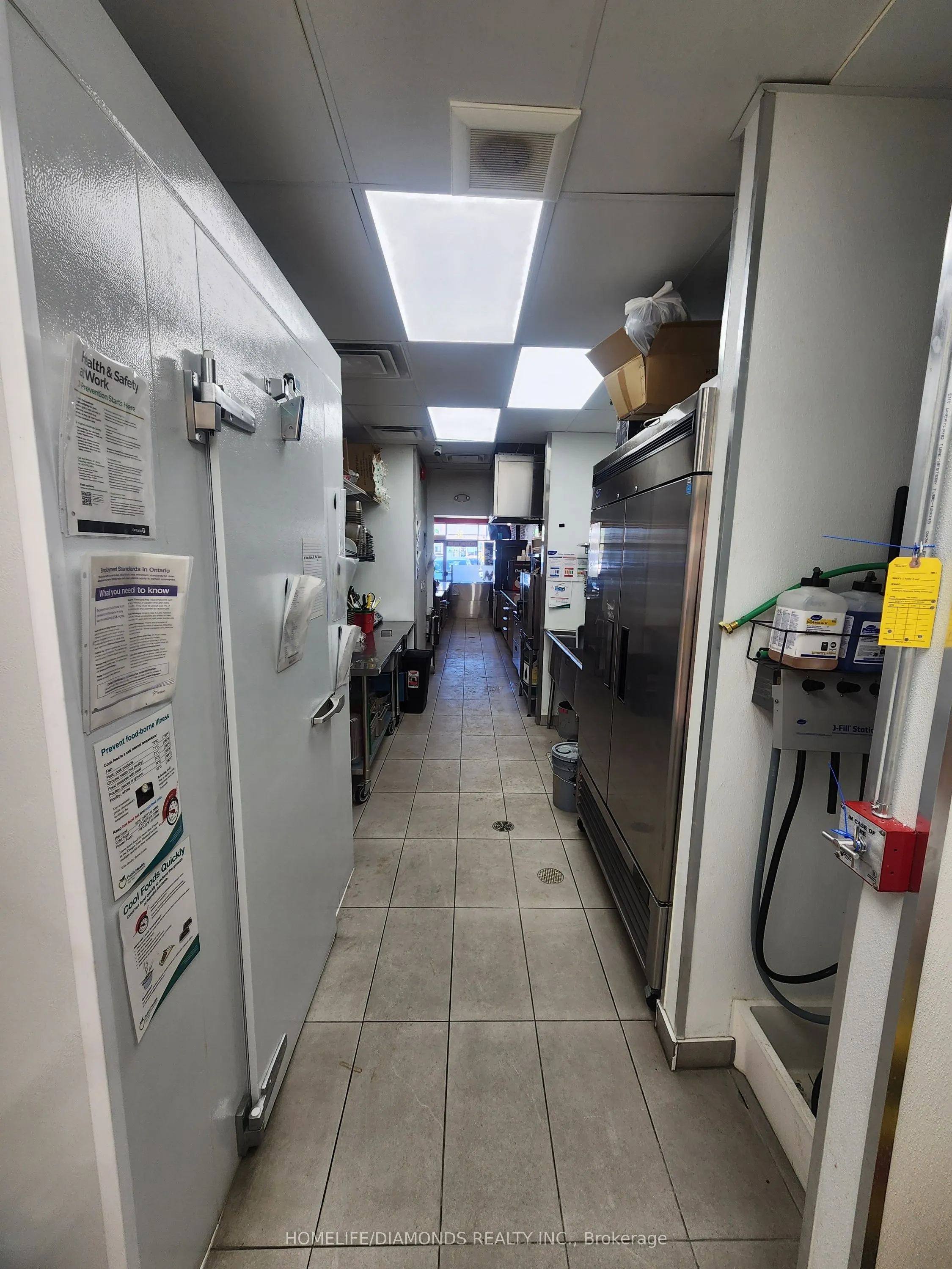 520 Alder Street #4