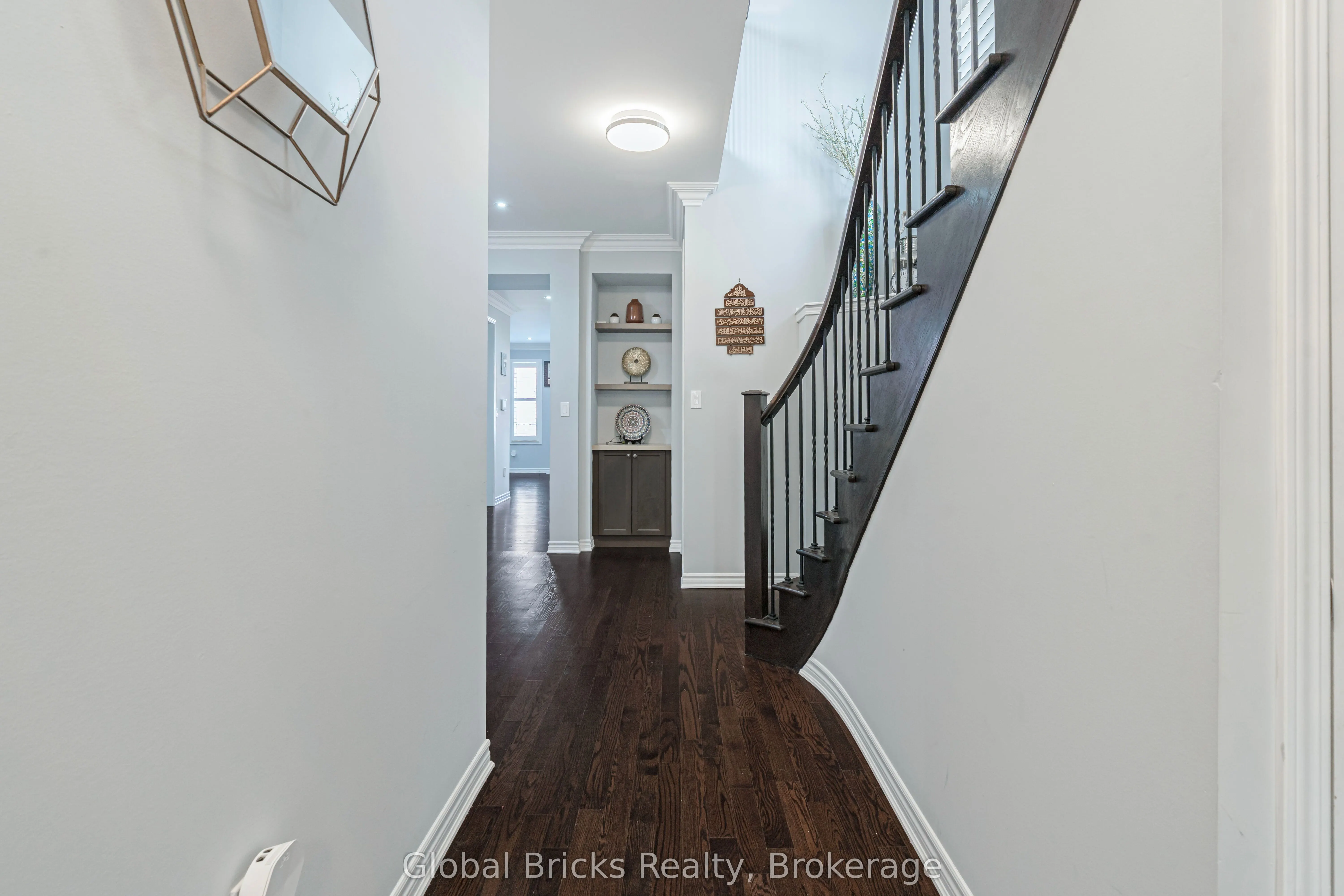 495 Blinco Terrace