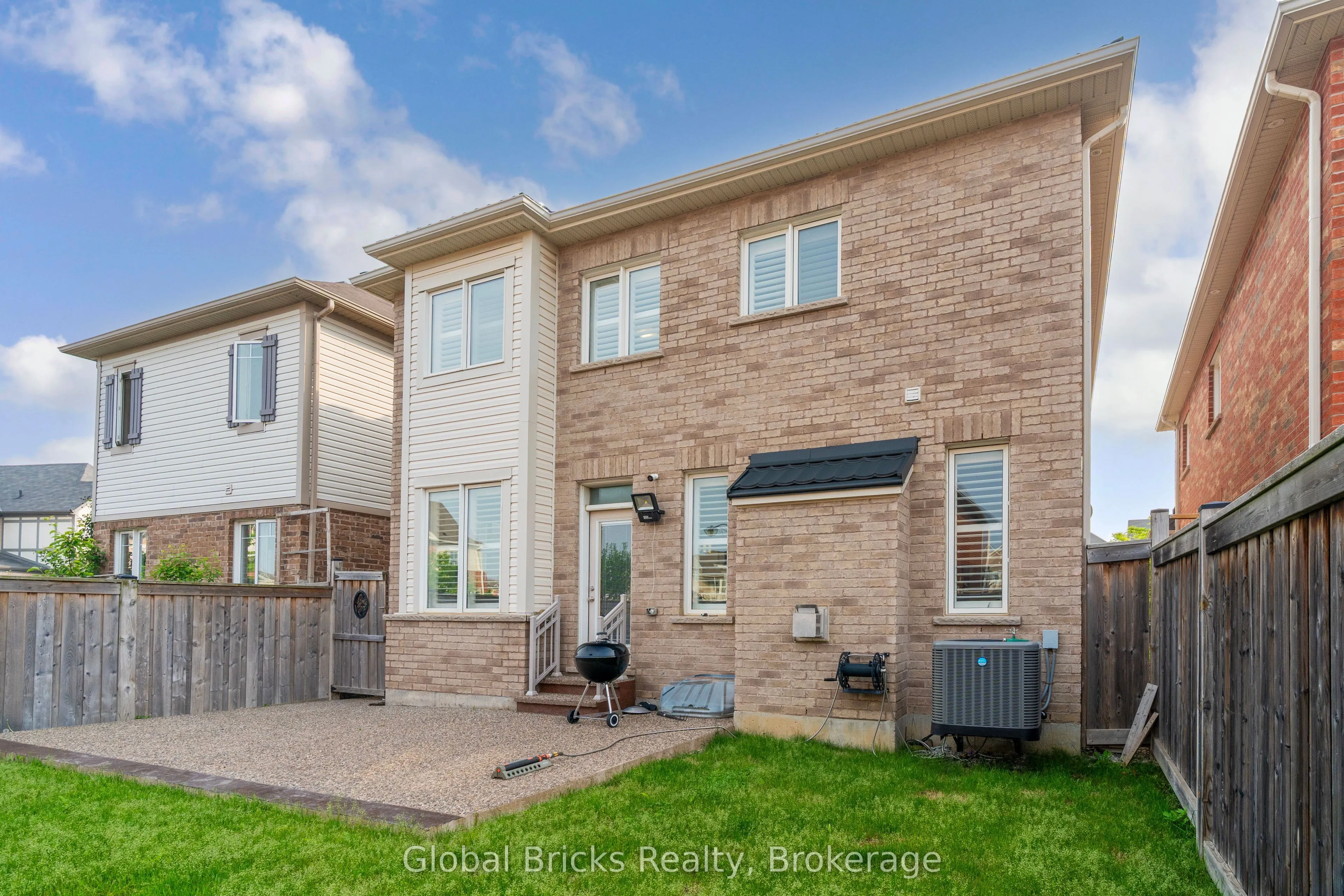 495 Blinco Terrace