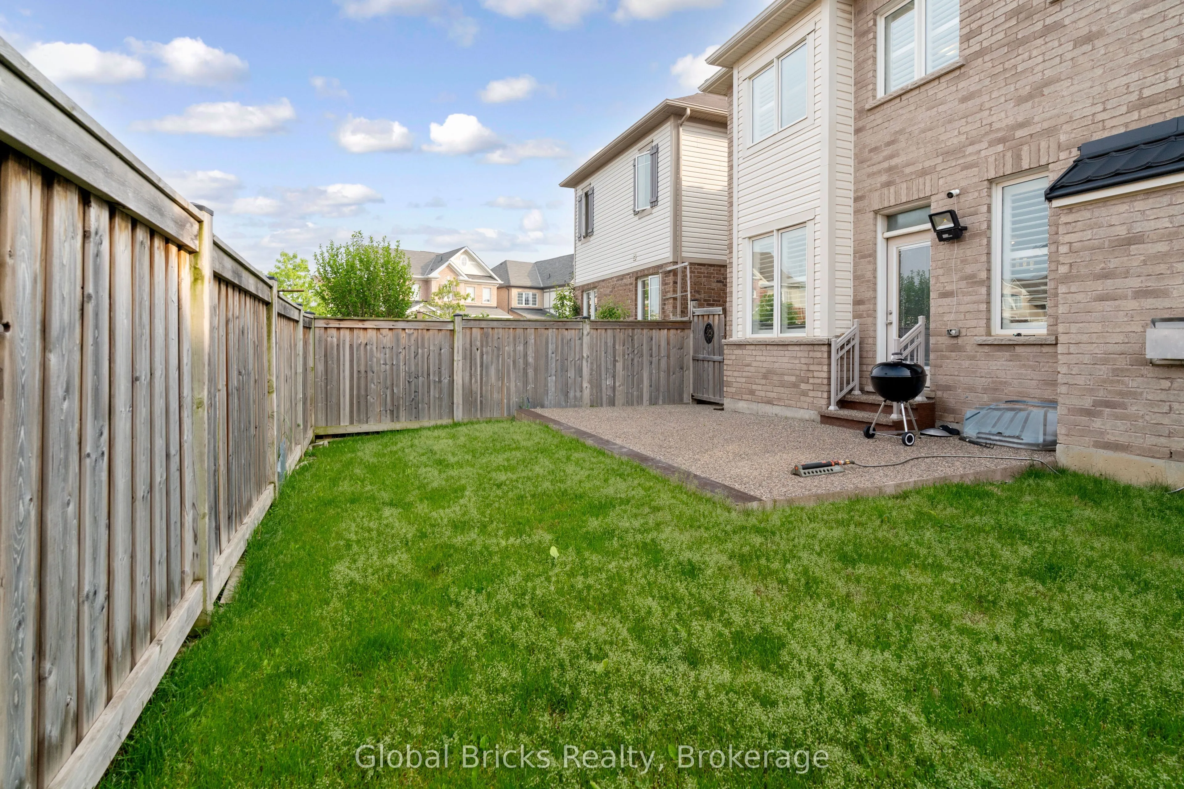 495 Blinco Terrace