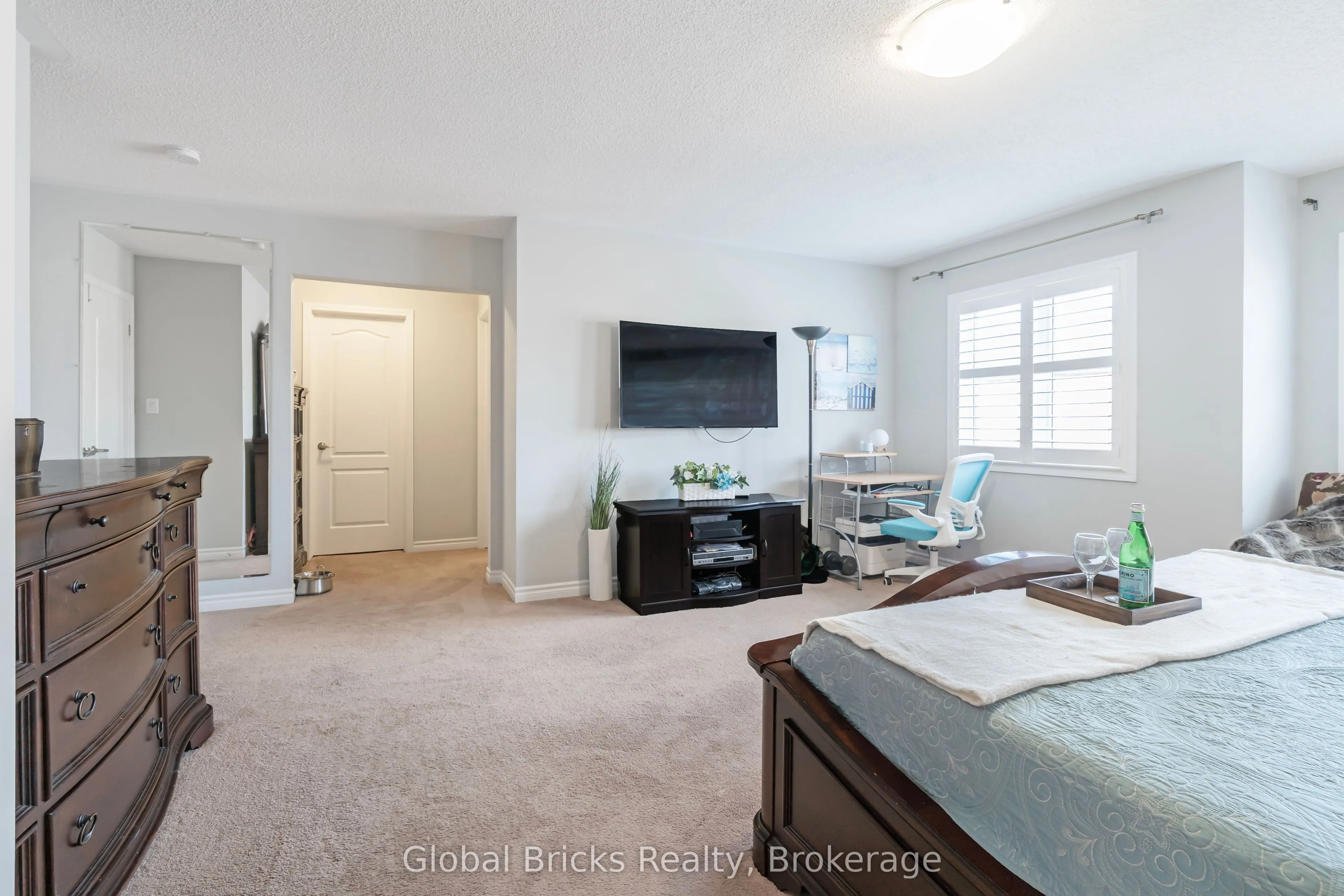 495 Blinco Terrace
