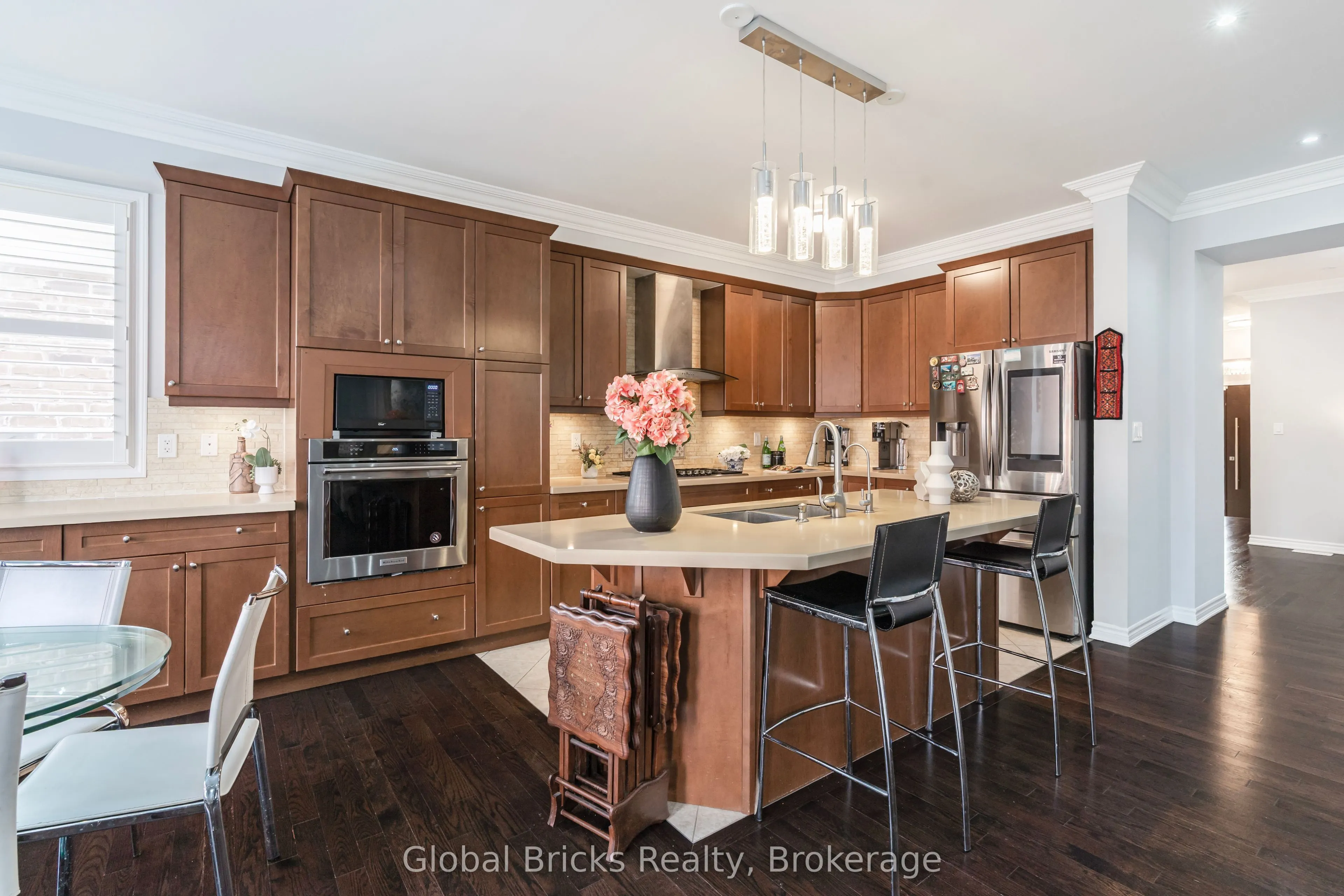 495 Blinco Terrace