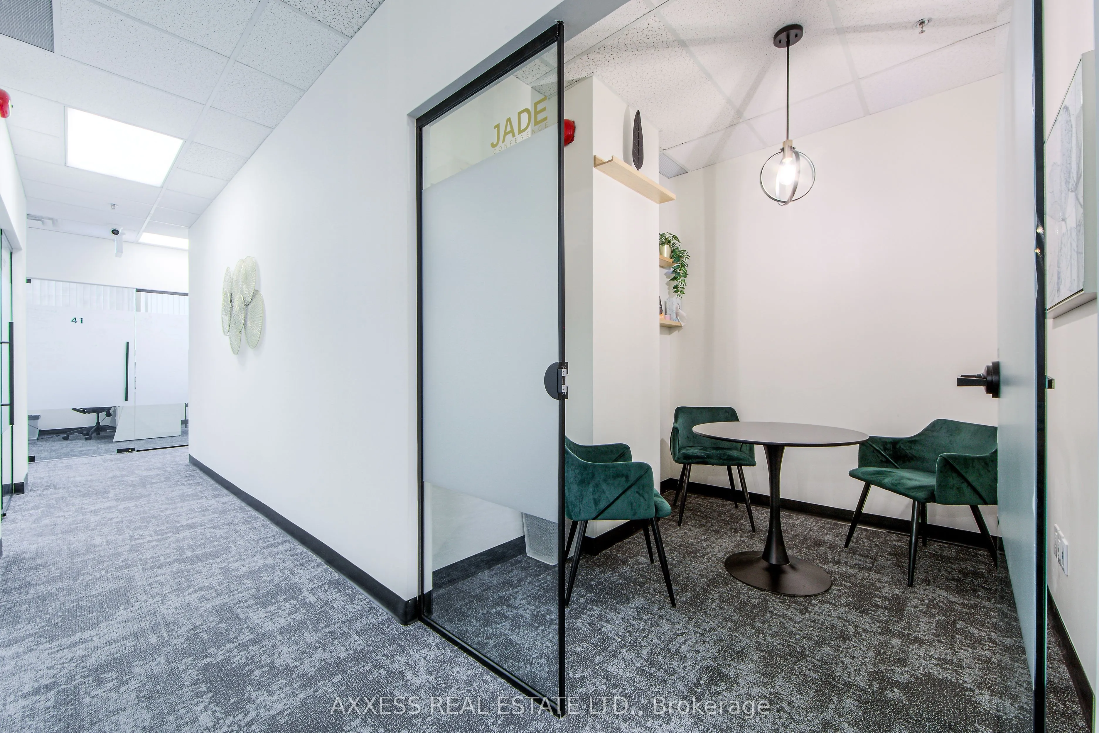 30 Eglinton Avenue W