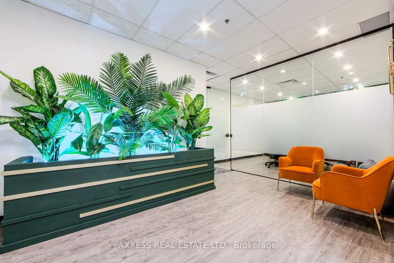 30 Eglinton Avenue W