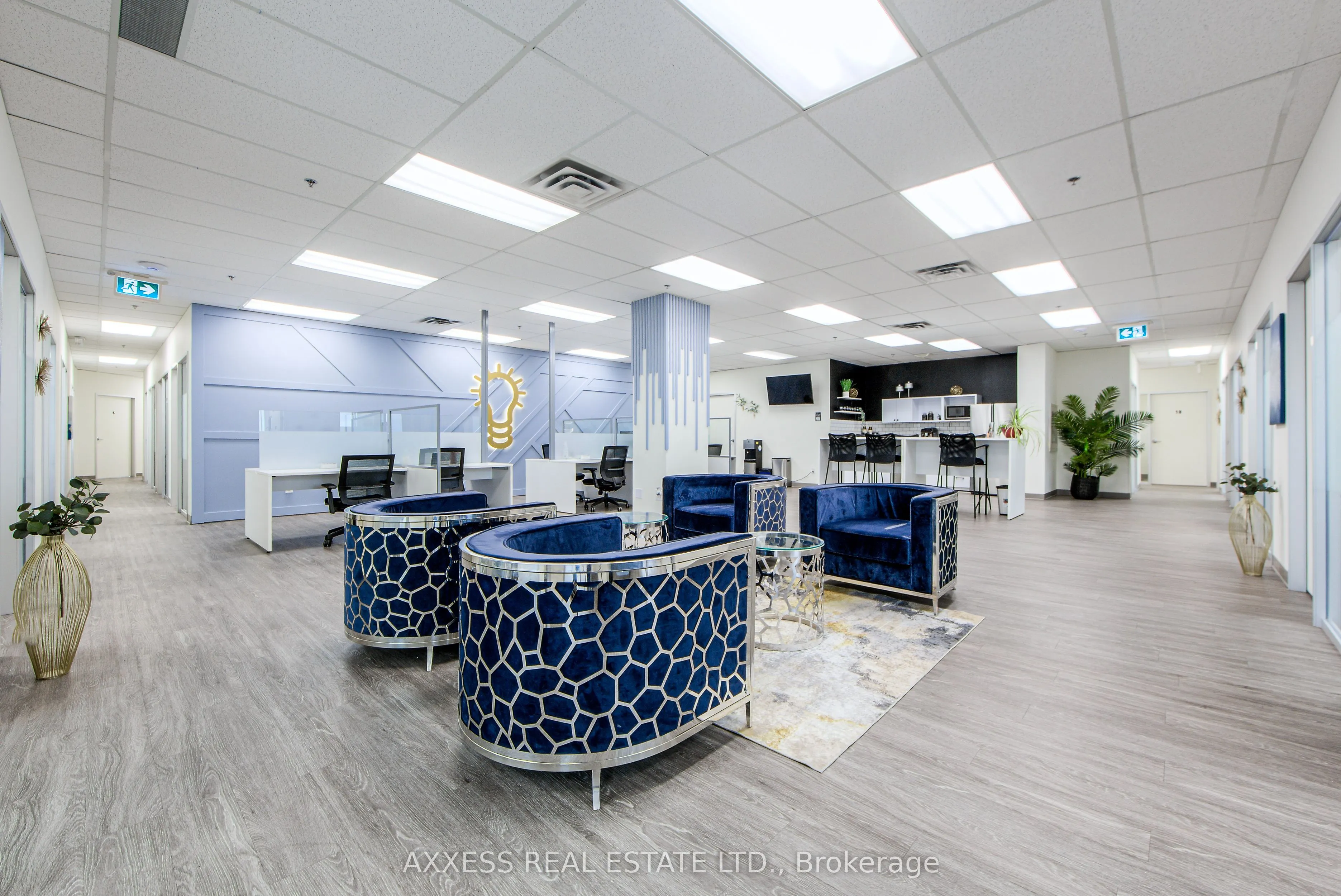 30 Eglinton Avenue W