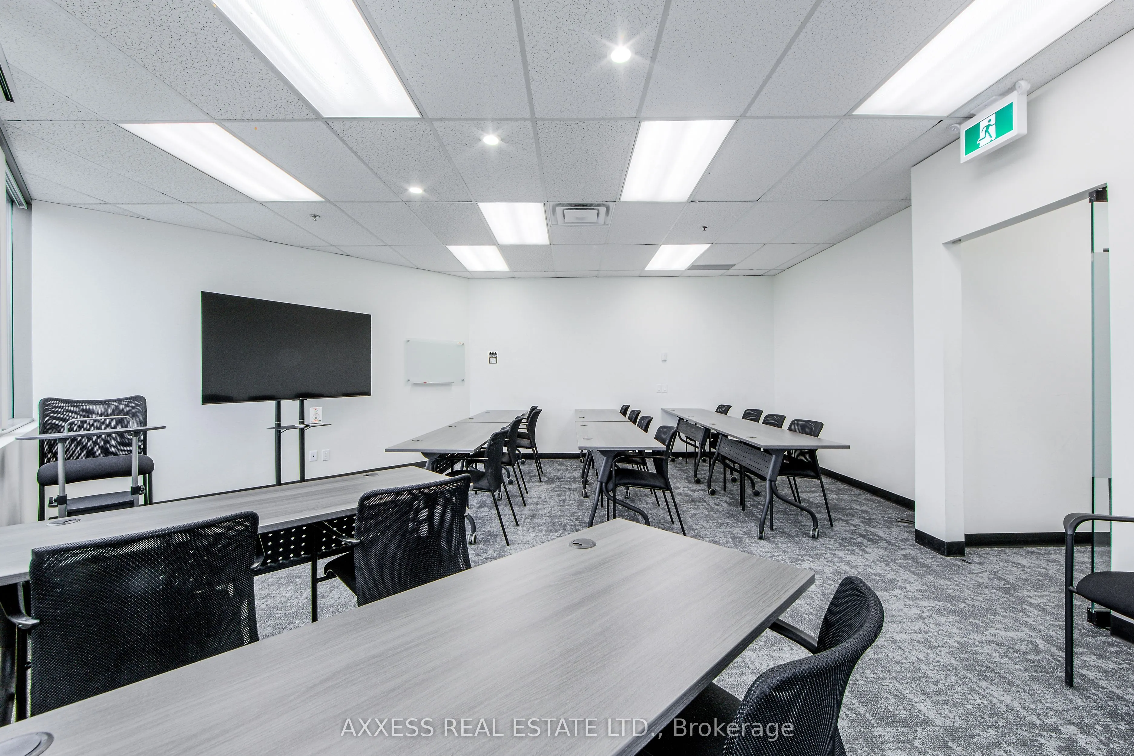 30 Eglinton Avenue W