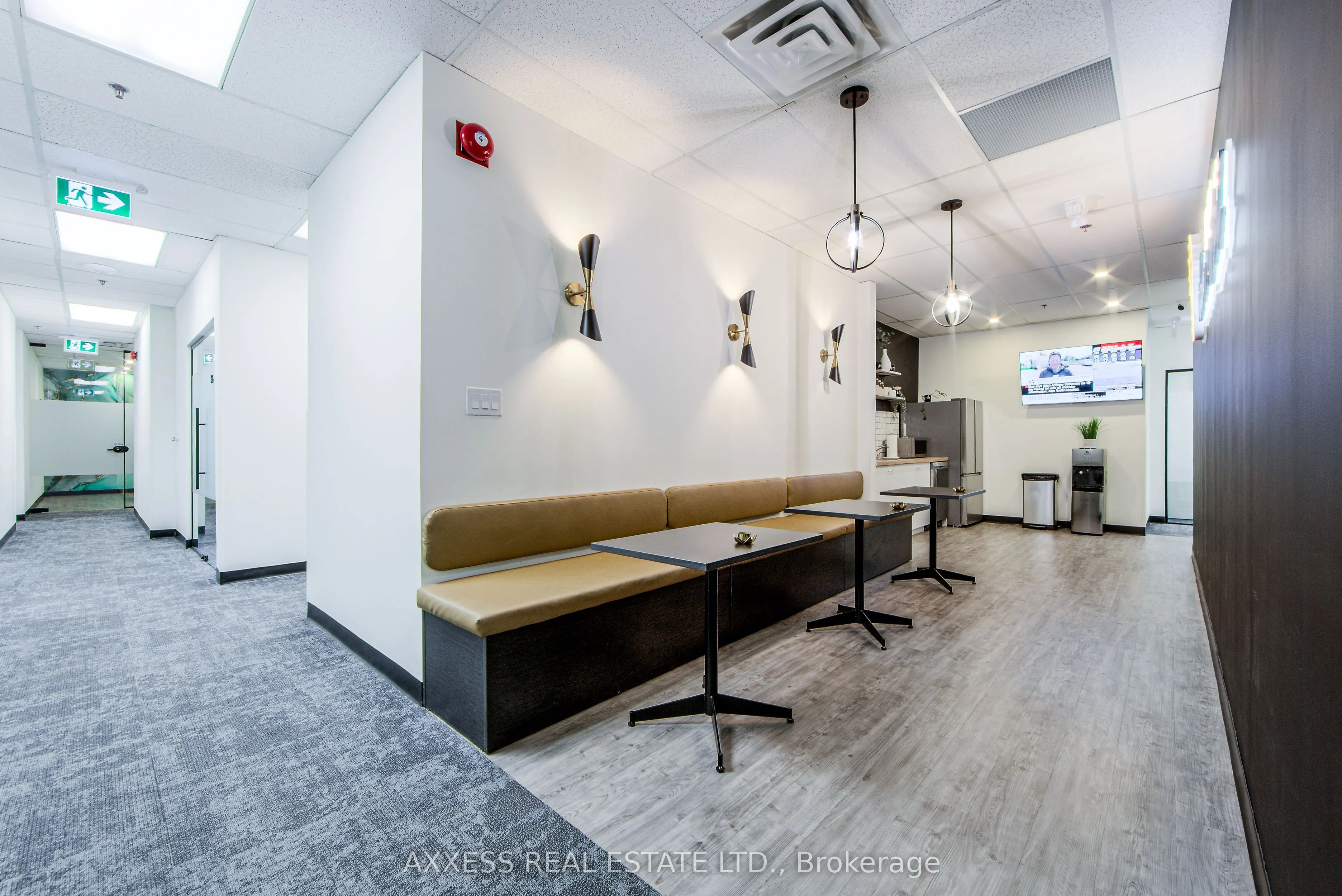 30 Eglinton Avenue W