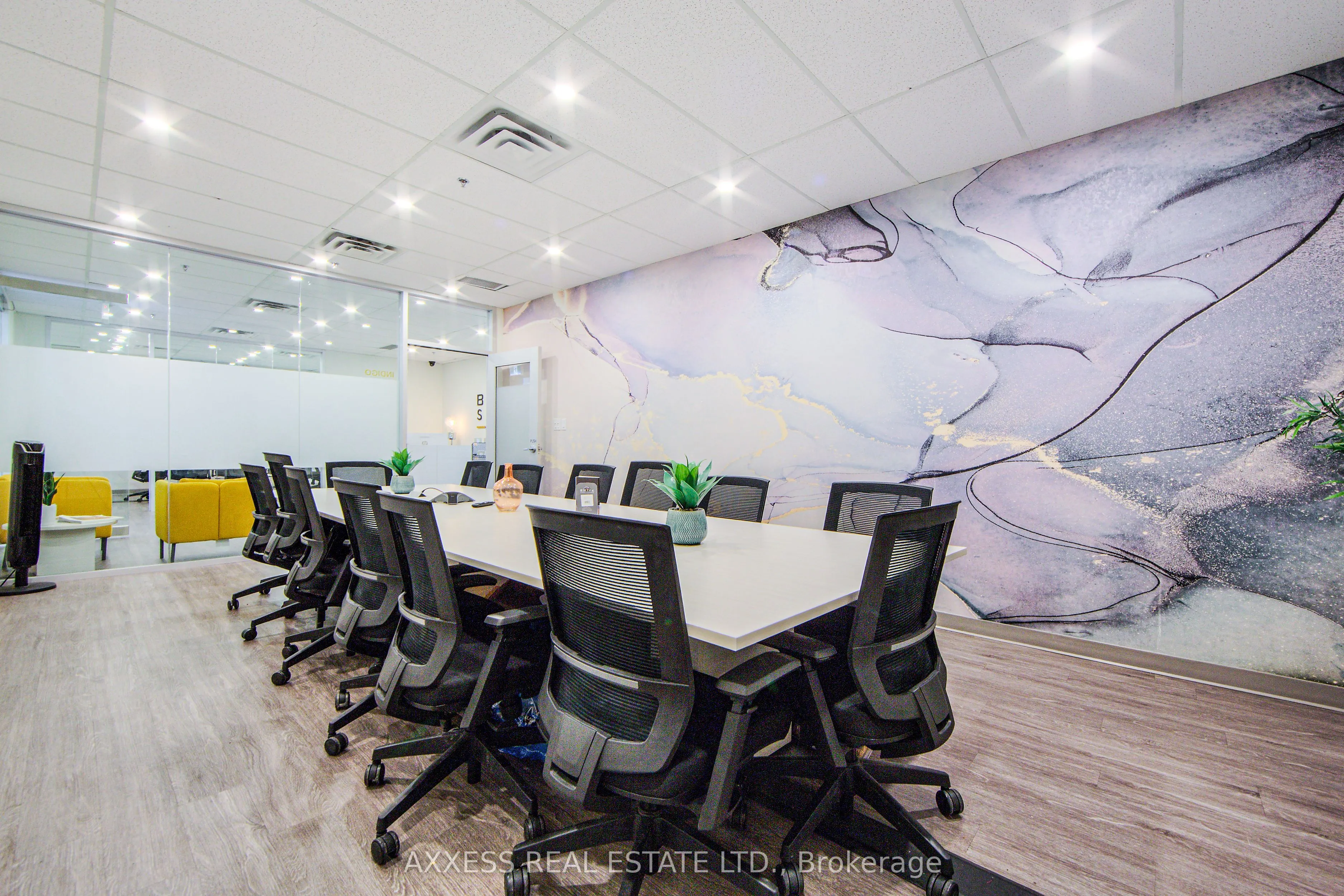 30 Eglinton Avenue W