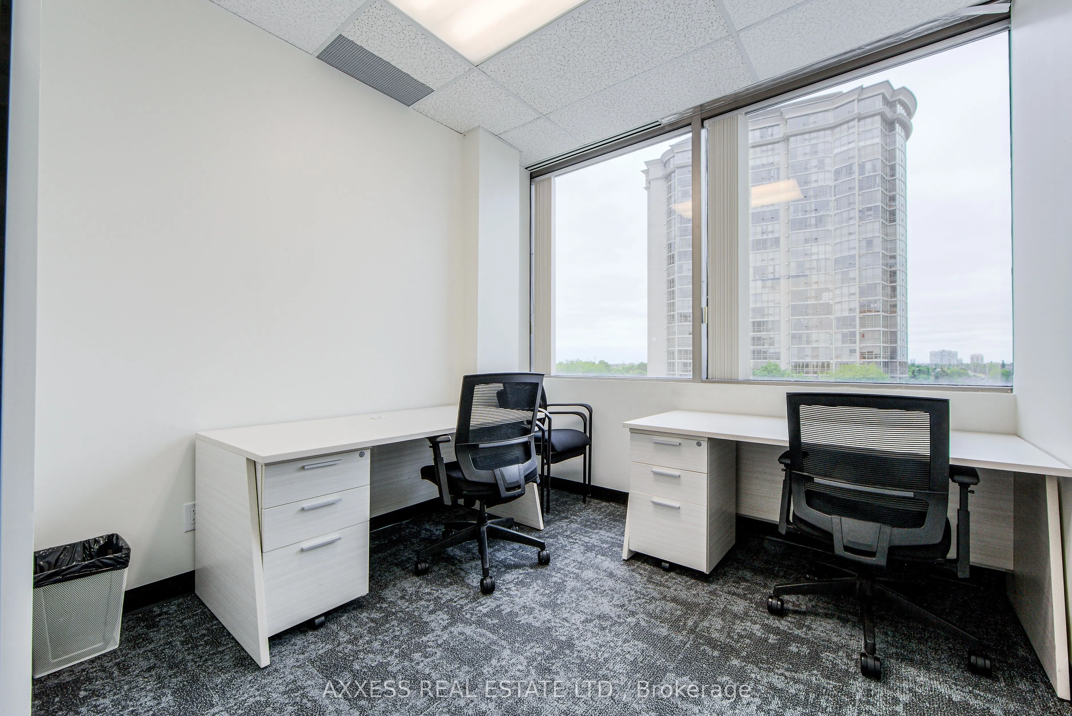 30 Eglinton Avenue W