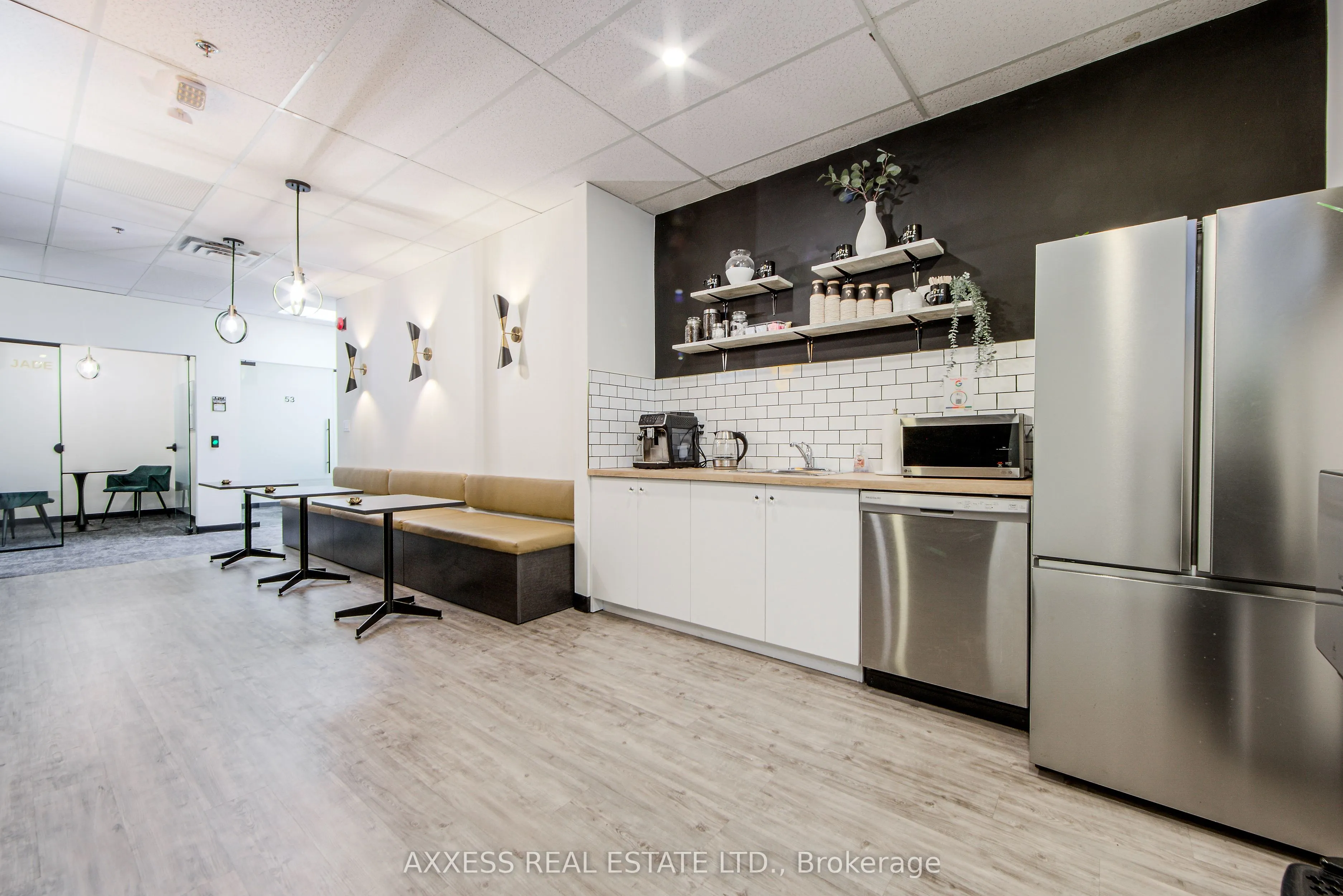30 Eglinton Avenue W