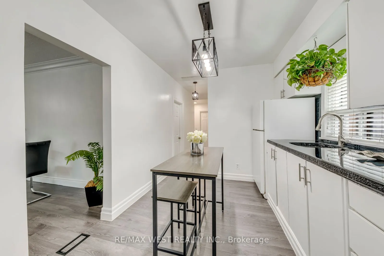 49 Montcalm Avenue