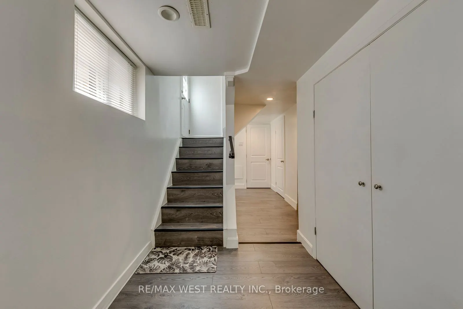 49 Montcalm Avenue