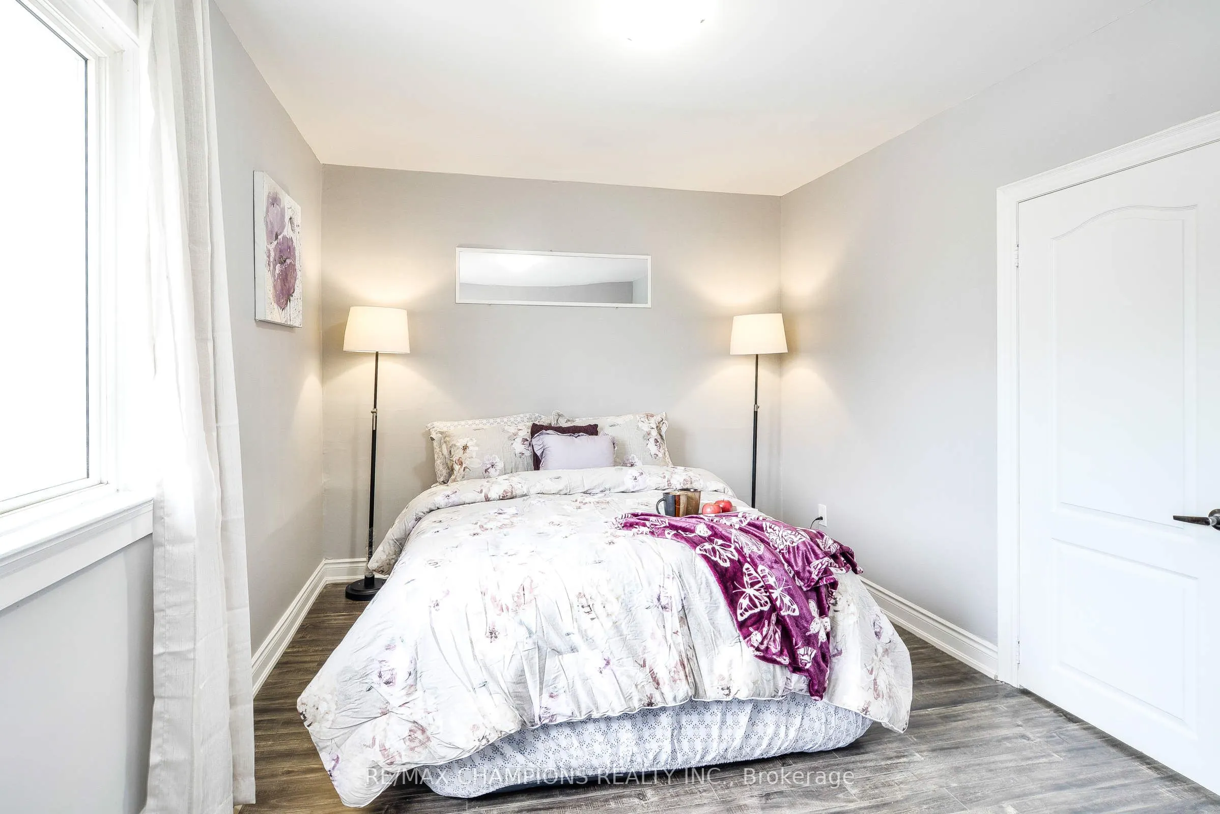 734 Willard Avenue #Main
